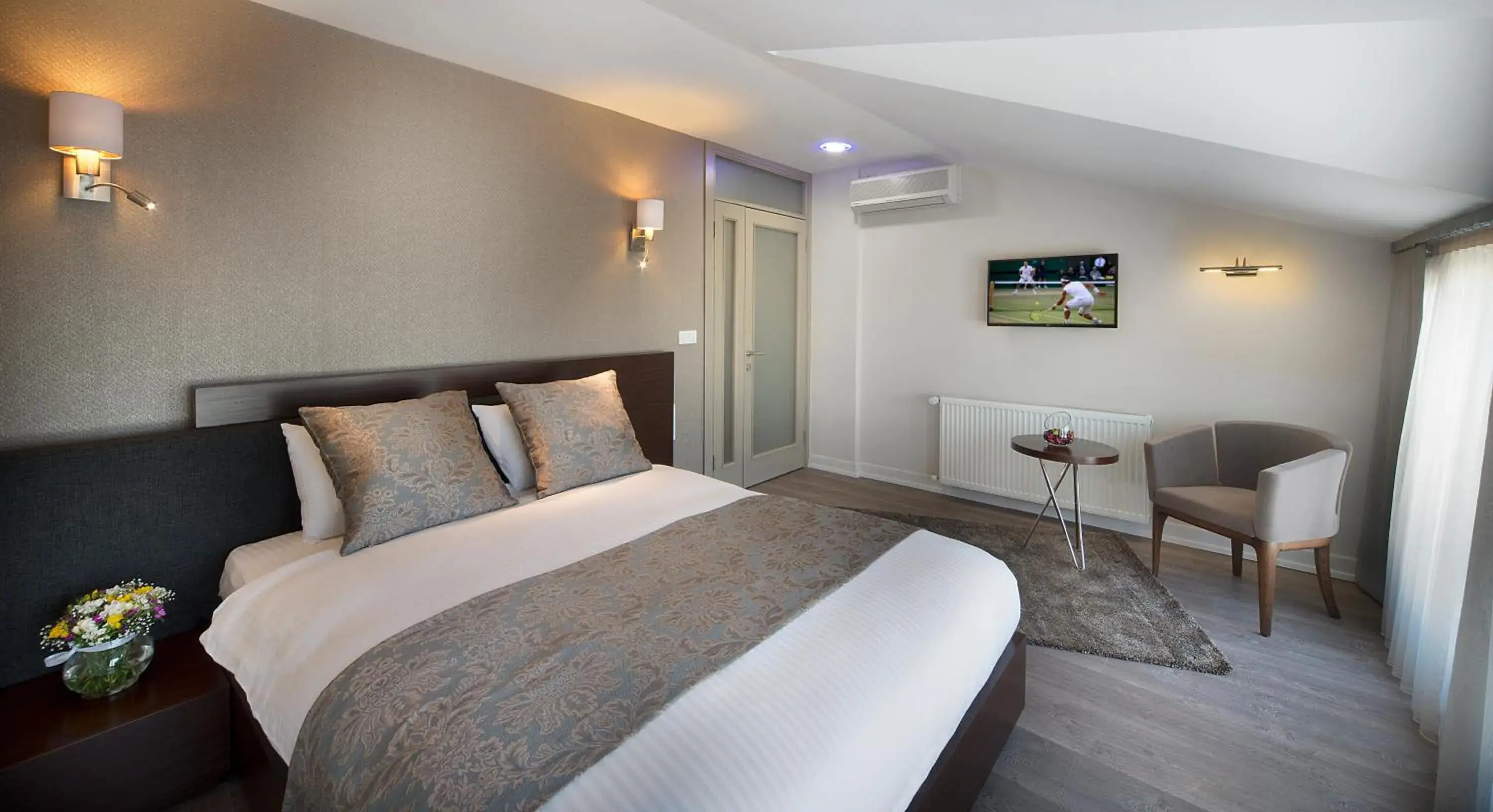 Suite with Terrace in The Clock Suites Suite with Terrace in The Clock Suites