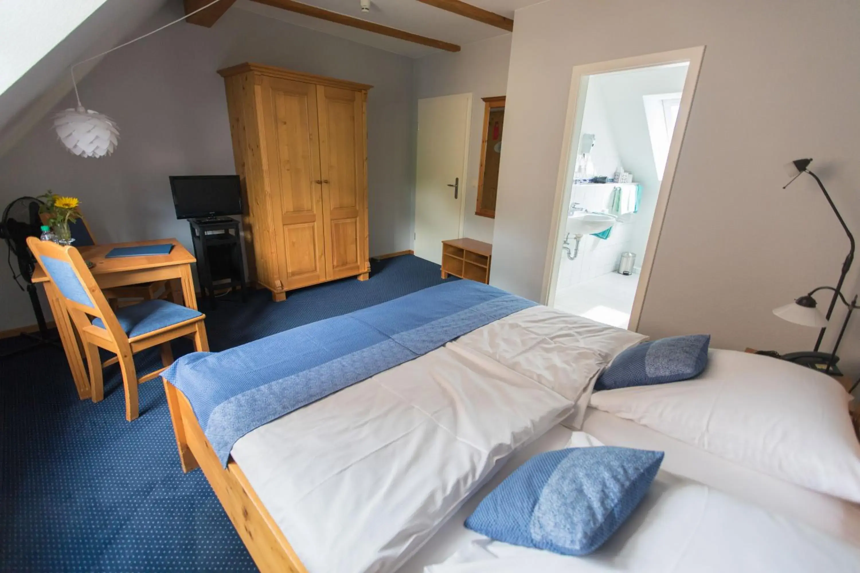 Double Room in Hotel Blaue Blume Double Room in Hotel Blaue Blume