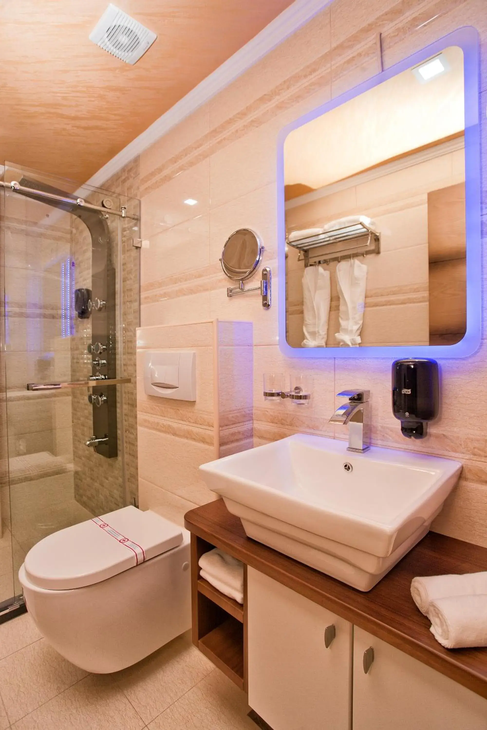 Apartment with Sea View in Wellness & Spa Hotel ACD Apartment with Sea View in Wellness & Spa Hotel ACD