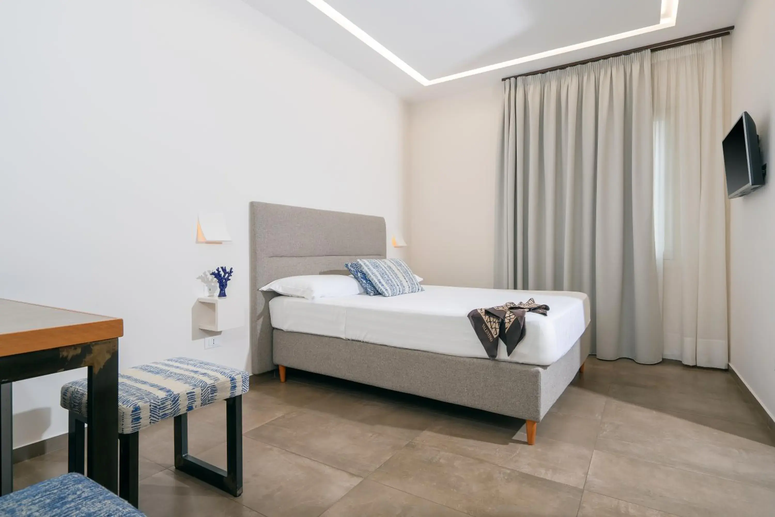 Deluxe Double Room with Side Sea View in Santa Maria Vecchia Relais Deluxe Double Room with Side Sea View in Santa Maria Vecchia Relais