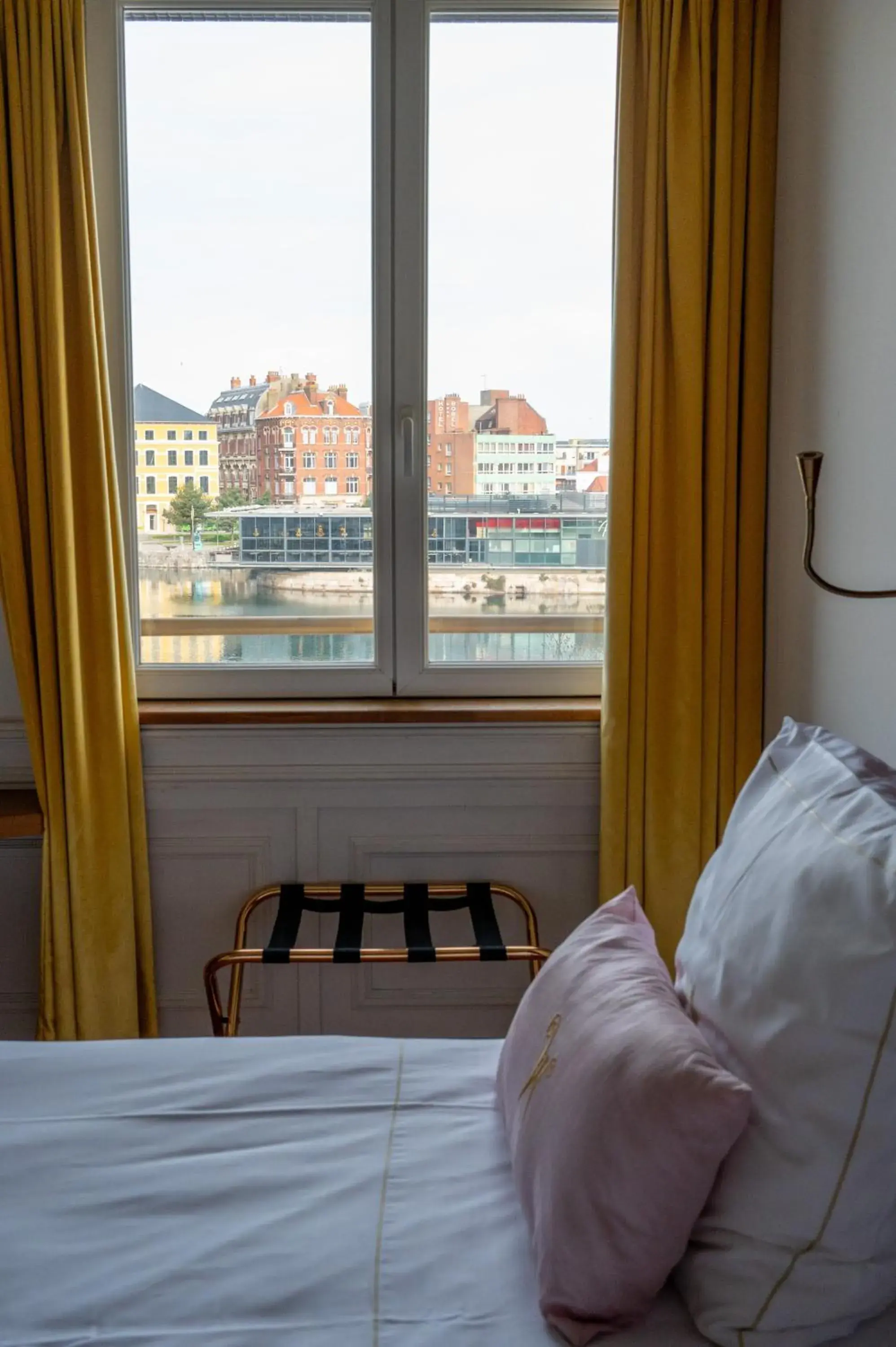 Double Room with Port View in Les chambres du Waterzooi Double Room with Port View in Les chambres du Waterzooi