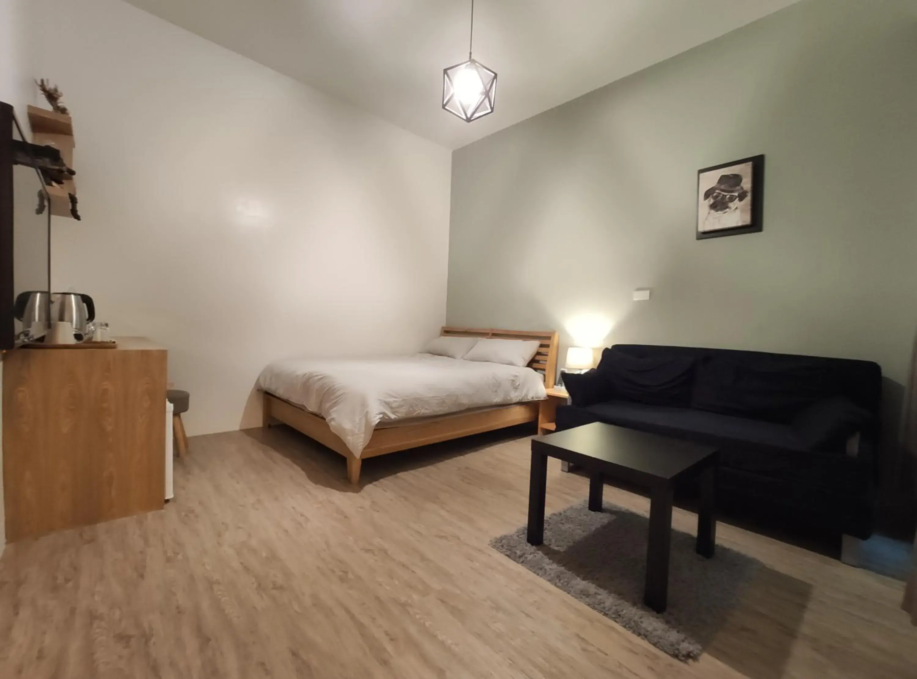 Deluxe Double Room with Extra Bed in Iron St. House Deluxe Double Room with Extra Bed in Iron St. House