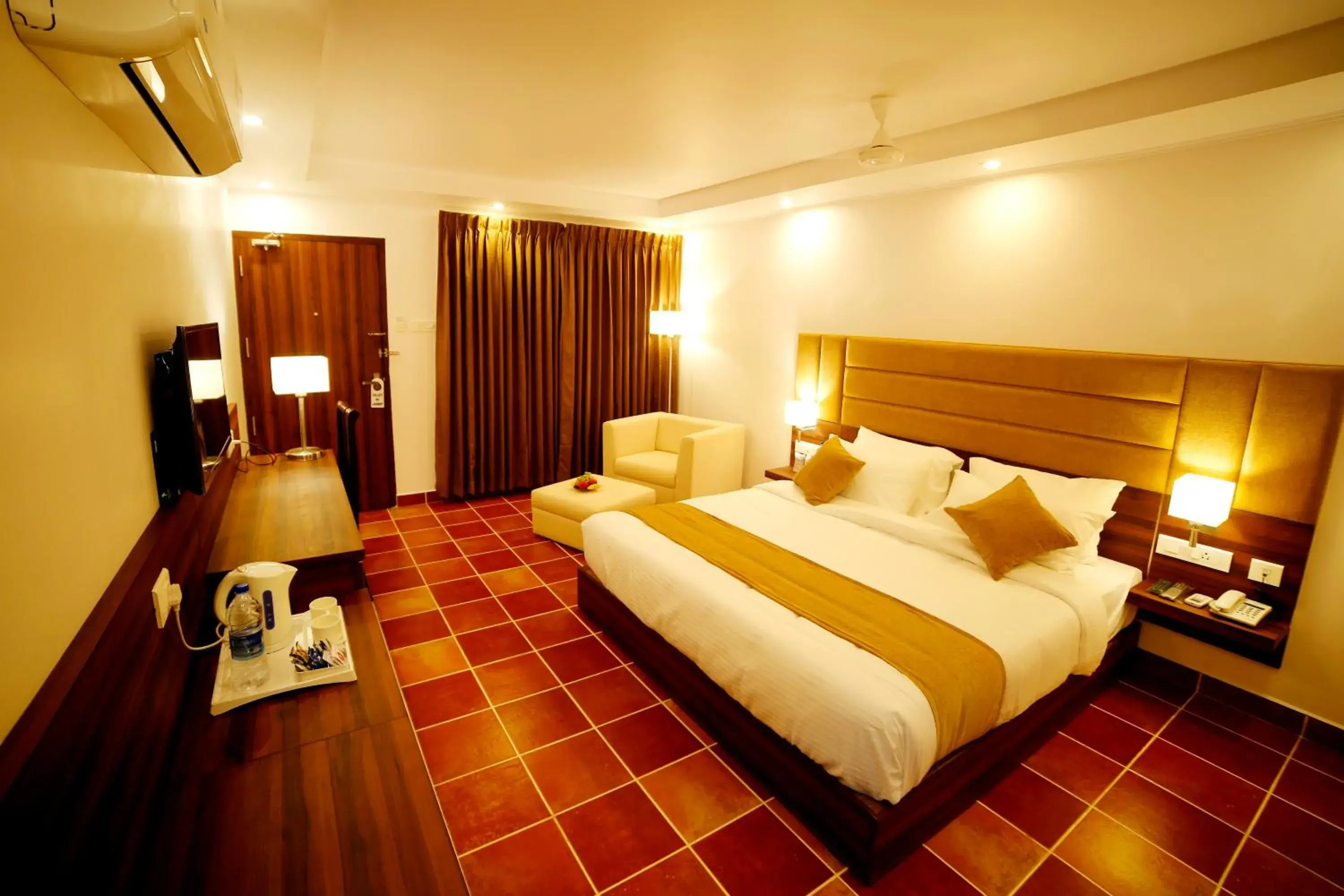 Deluxe Double Room (2 Adults + 1 Child) in Athirapally Green Trees Deluxe Double Room (2 Adults + 1 Child) in Athirapally Green Trees