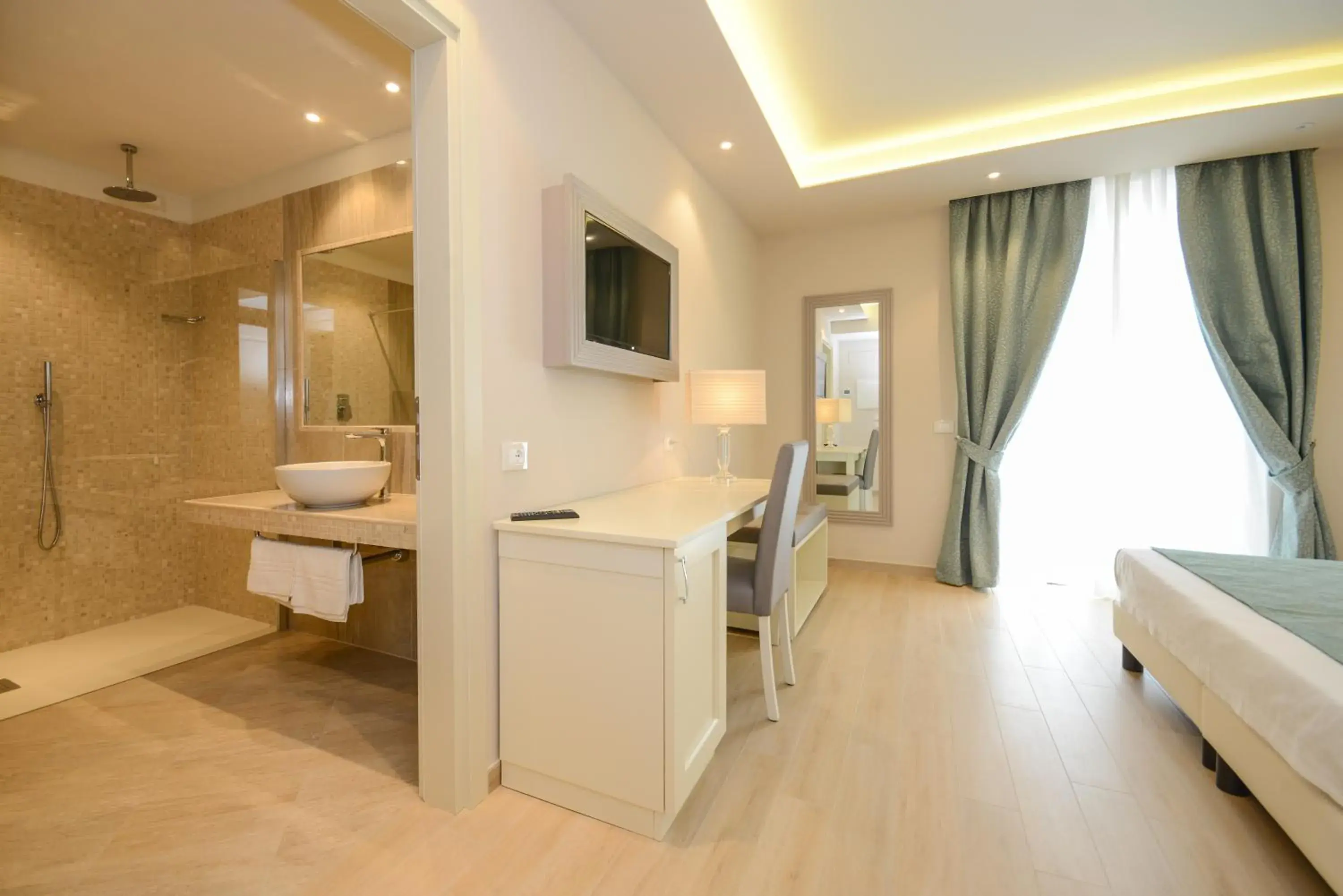 Deluxe Room in Hotel Villa Garuti Deluxe Room in Hotel Villa Garuti