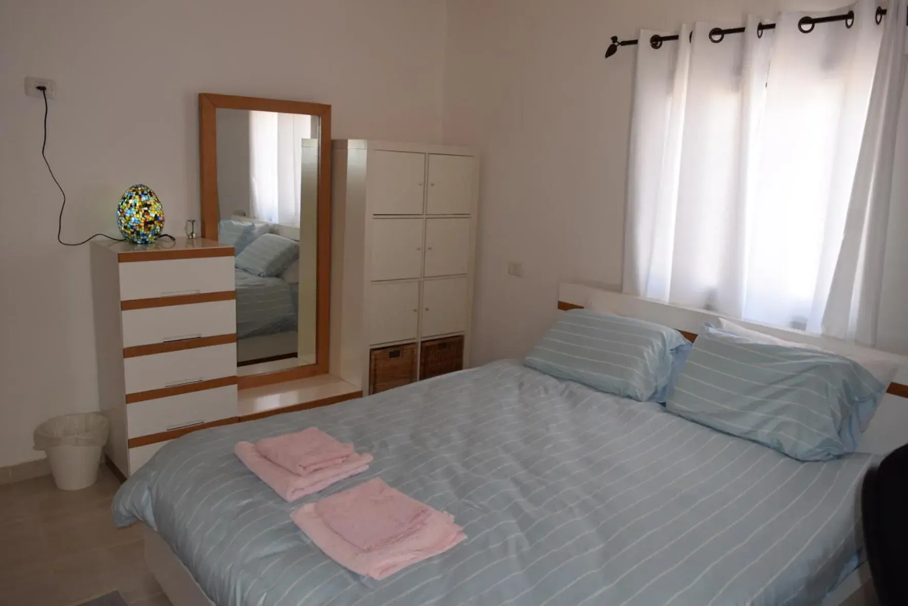 Deluxe Double Room - single occupancy in Khan Alsira - חאן אלסרה Deluxe Double Room - single occupancy in Khan Alsira - חאן אלסרה