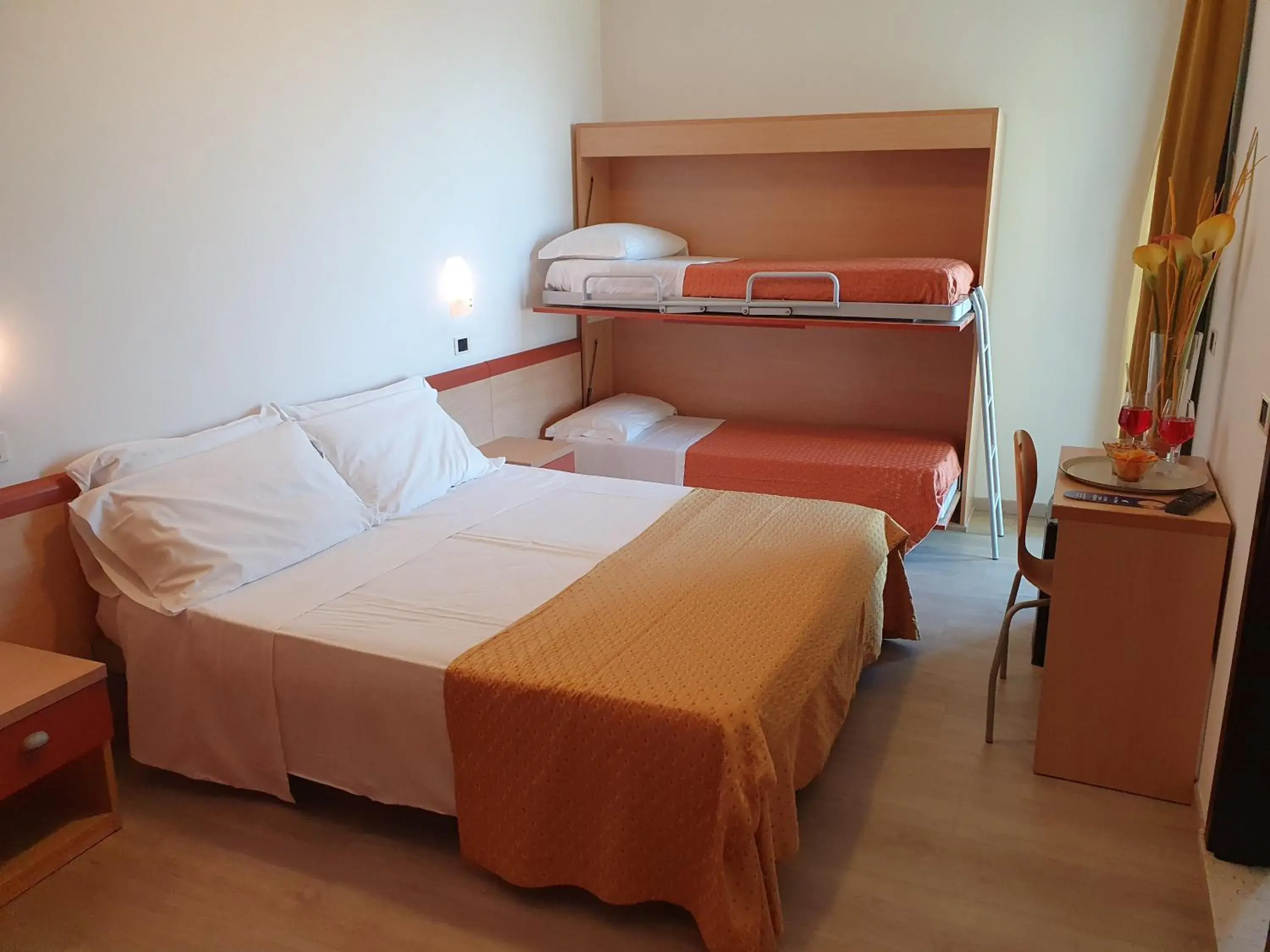 Quadruple Room with Sea View in Hotel Tilmar Quadruple Room with Sea View in Hotel Tilmar