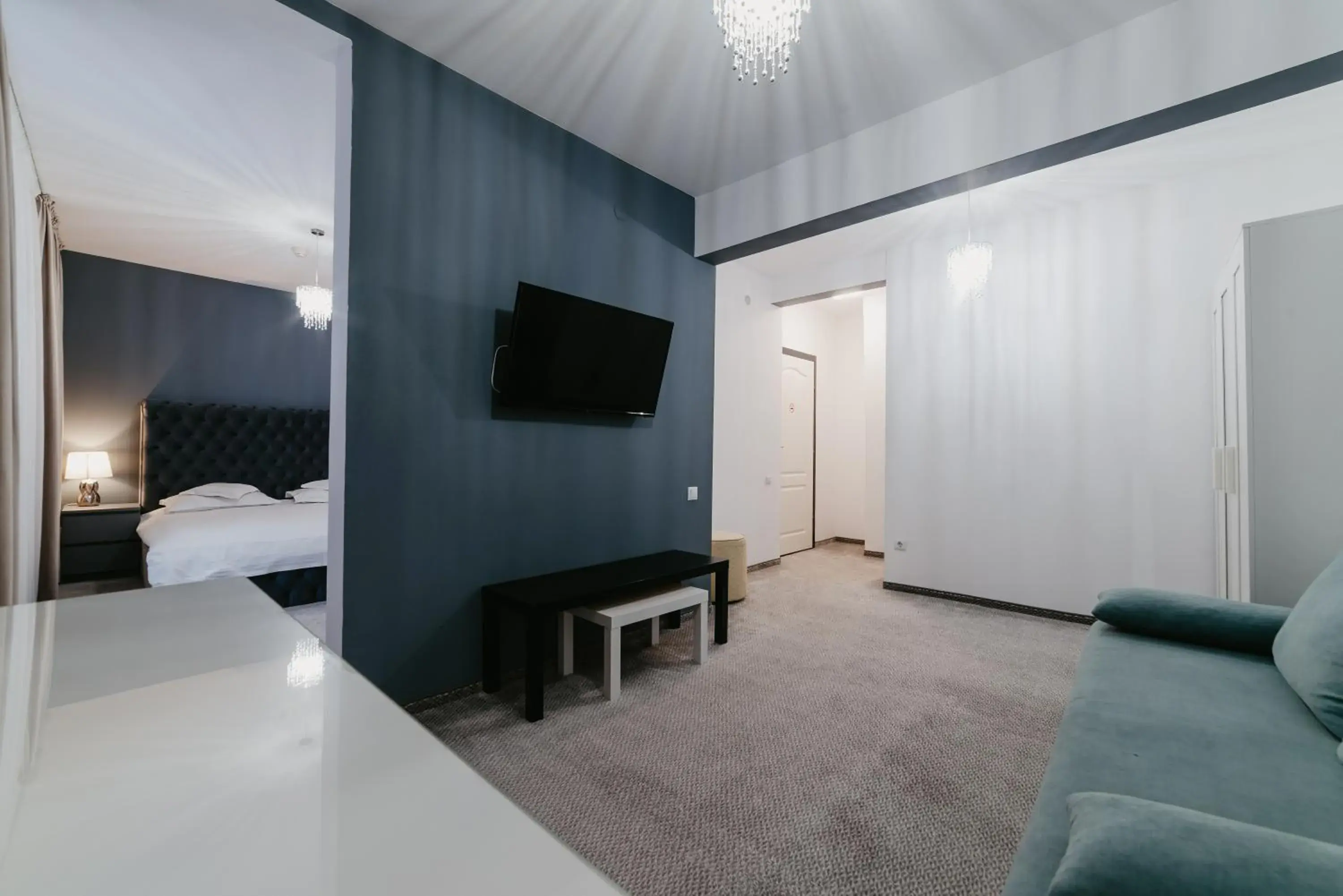 Deluxe Suite in Meteor Central Deluxe Suite in Meteor Central