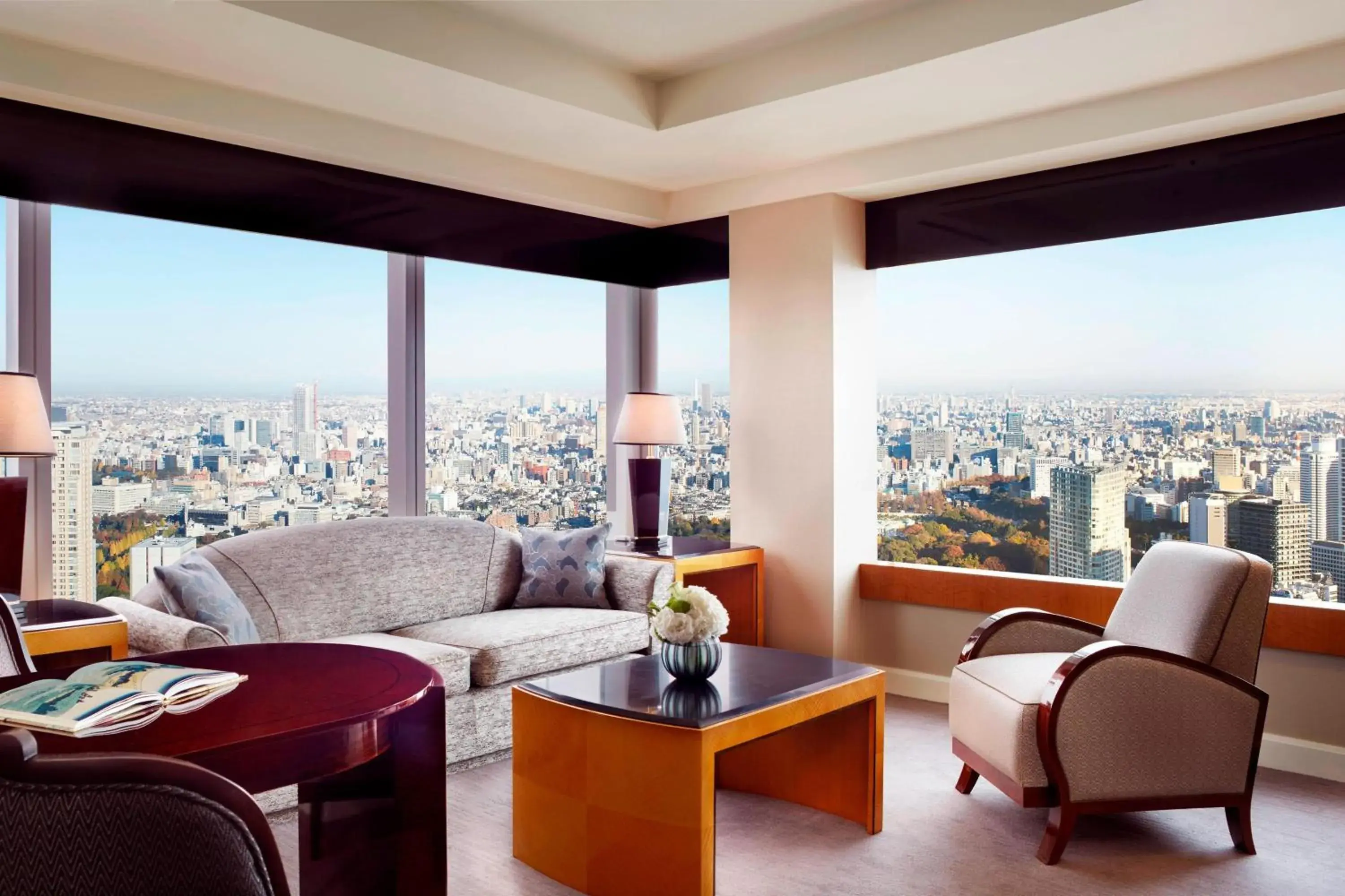 Executive Suite in The Ritz-Carlton, Tokyo Executive Suite in The Ritz-Carlton, Tokyo