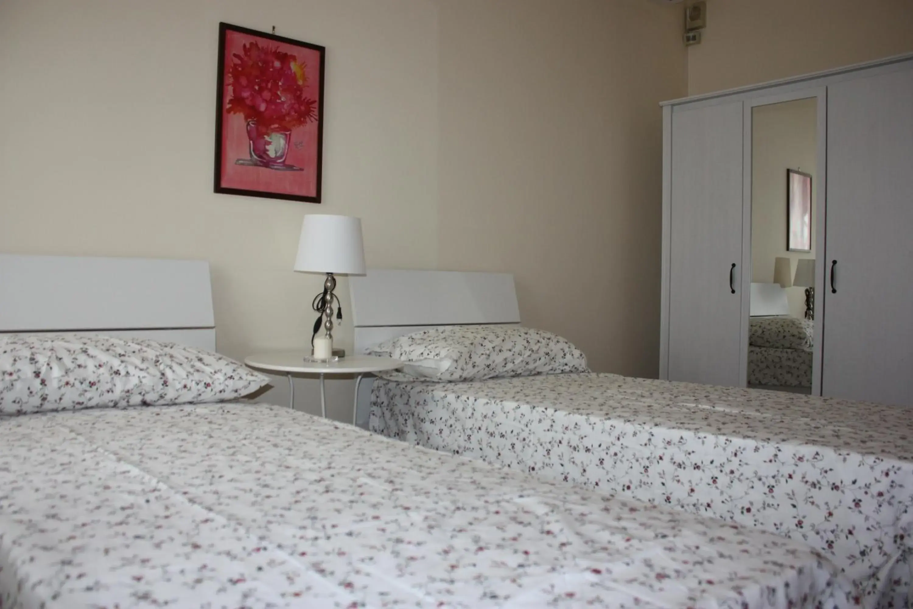 Deluxe Twin Room in B&B LA MARCHESA Deluxe Twin Room in B&B LA MARCHESA