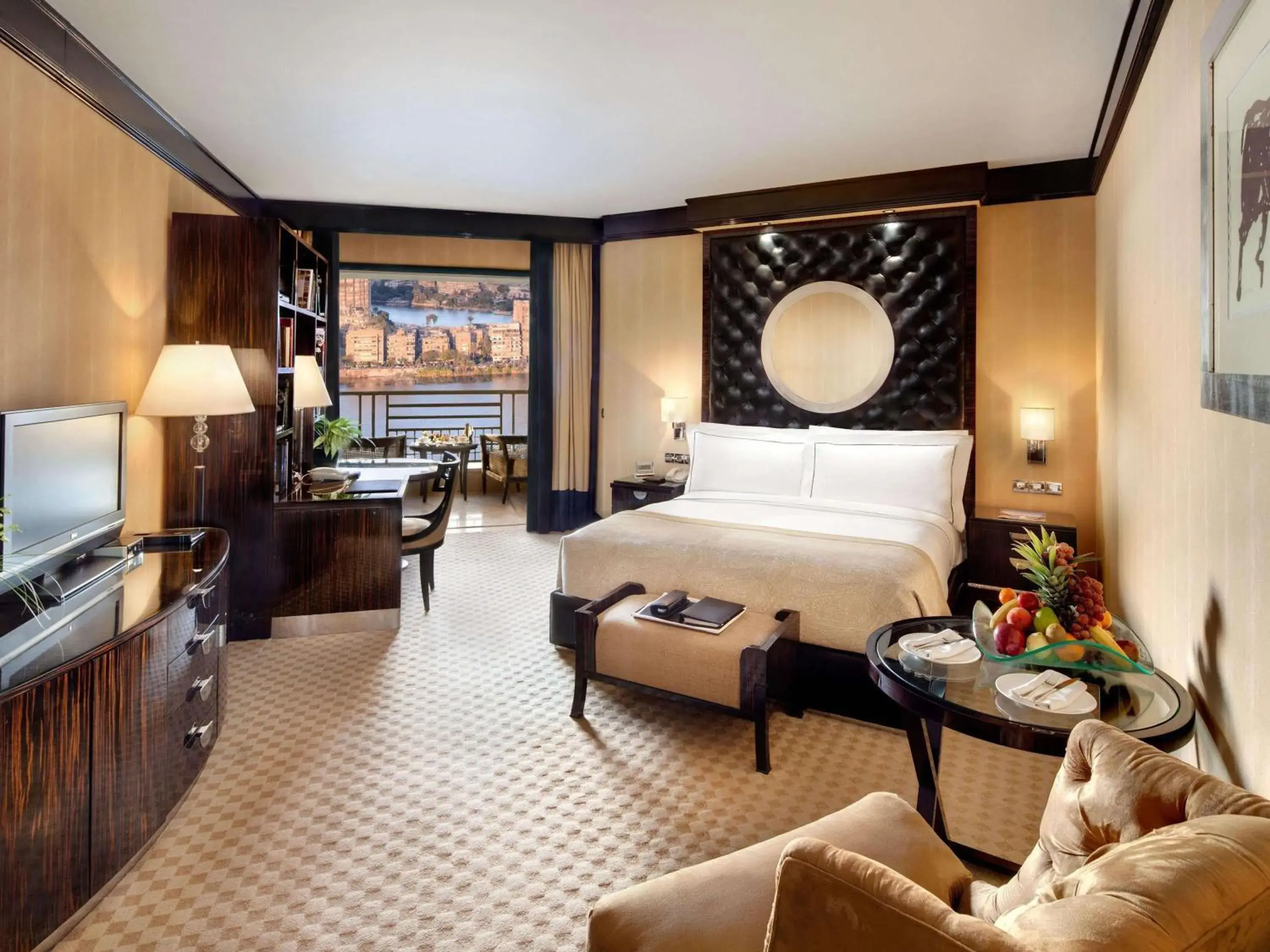 Fairmont Gold Signature Room- Lounge access in Fairmont Nile City Fairmont Gold Signature Room- Lounge access in Fairmont Nile City