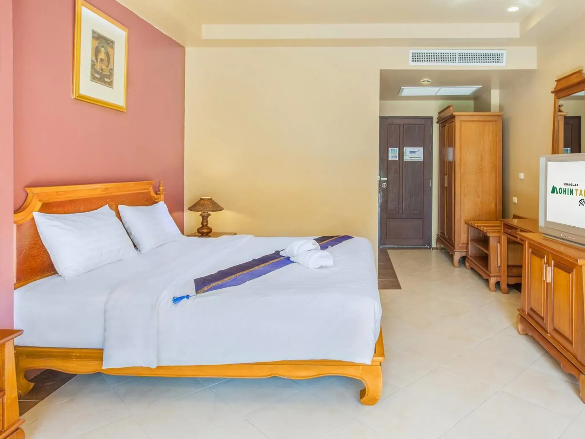 Deluxe Double Room - single occupancy in Khaolak Mohin Tara Resort - SHA Certified Deluxe Double Room - single occupancy in Khaolak Mohin Tara Resort - SHA Certified