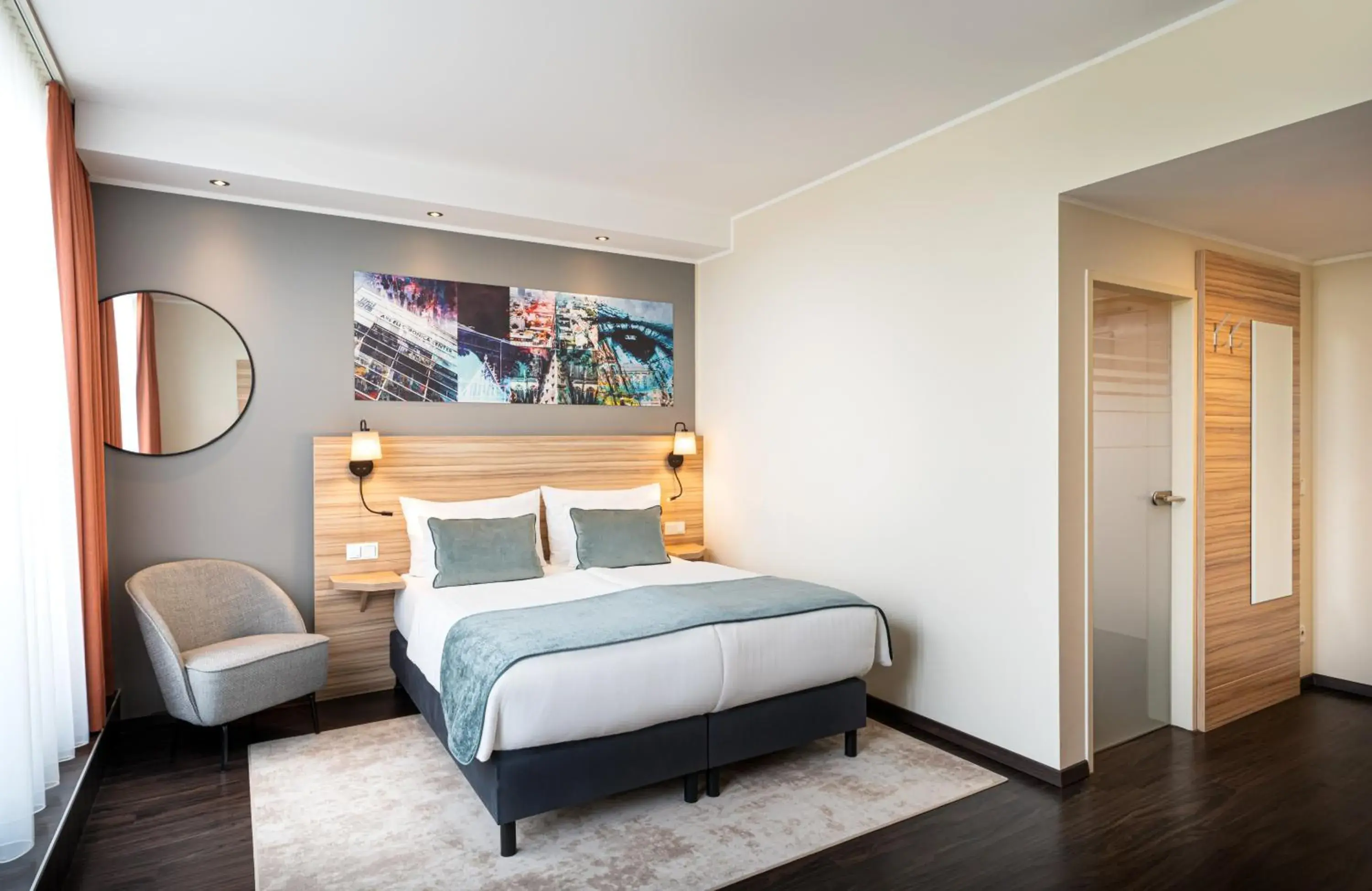 Superior Double Room in Leonardo Boutique Hotel Linz City Center Superior Double Room in Leonardo Boutique Hotel Linz City Center