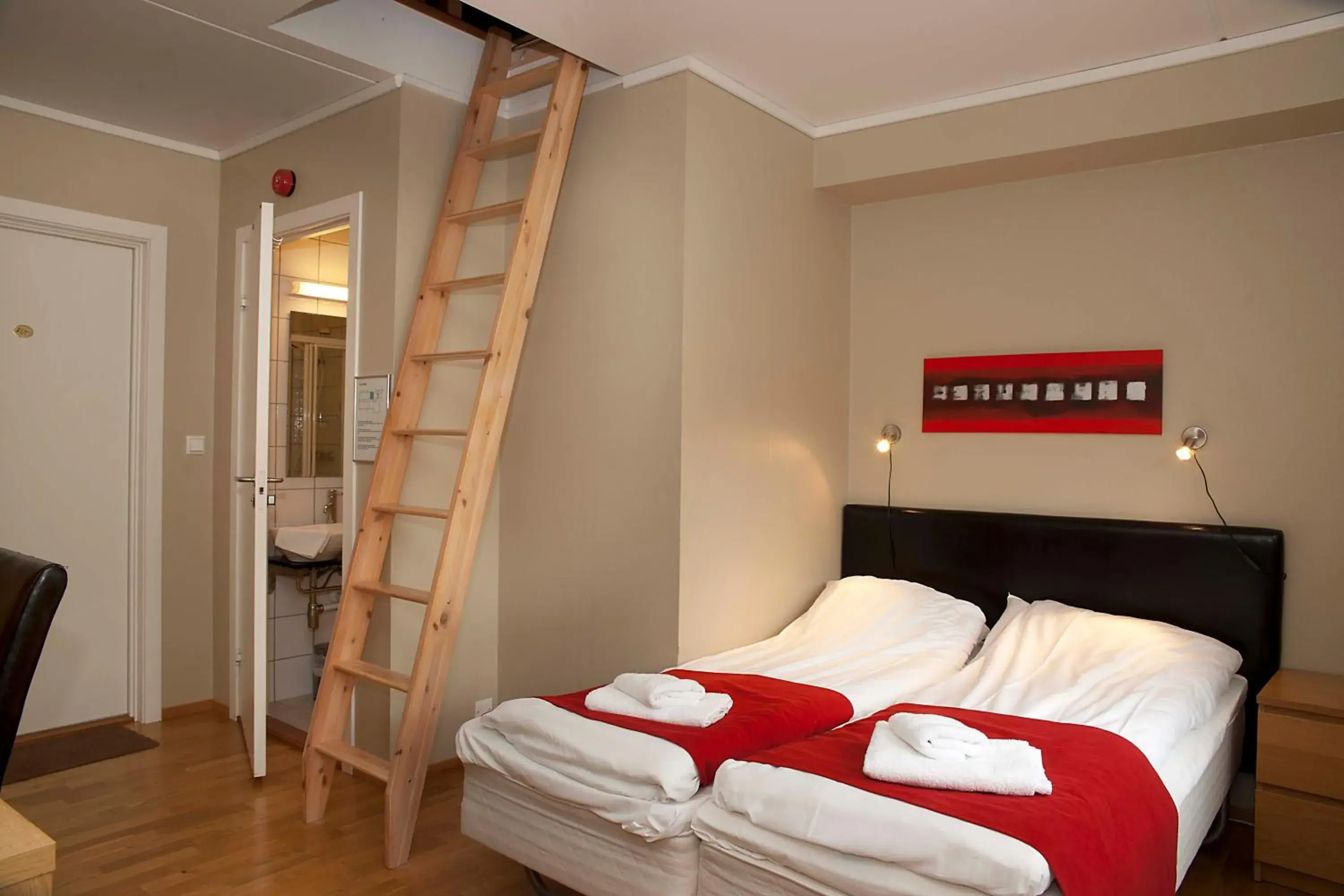 Family Room (2 Adults + 2 Children) - single occupancy in Bykle Hotel Family Room (2 Adults + 2 Children) - single occupancy in Bykle Hotel