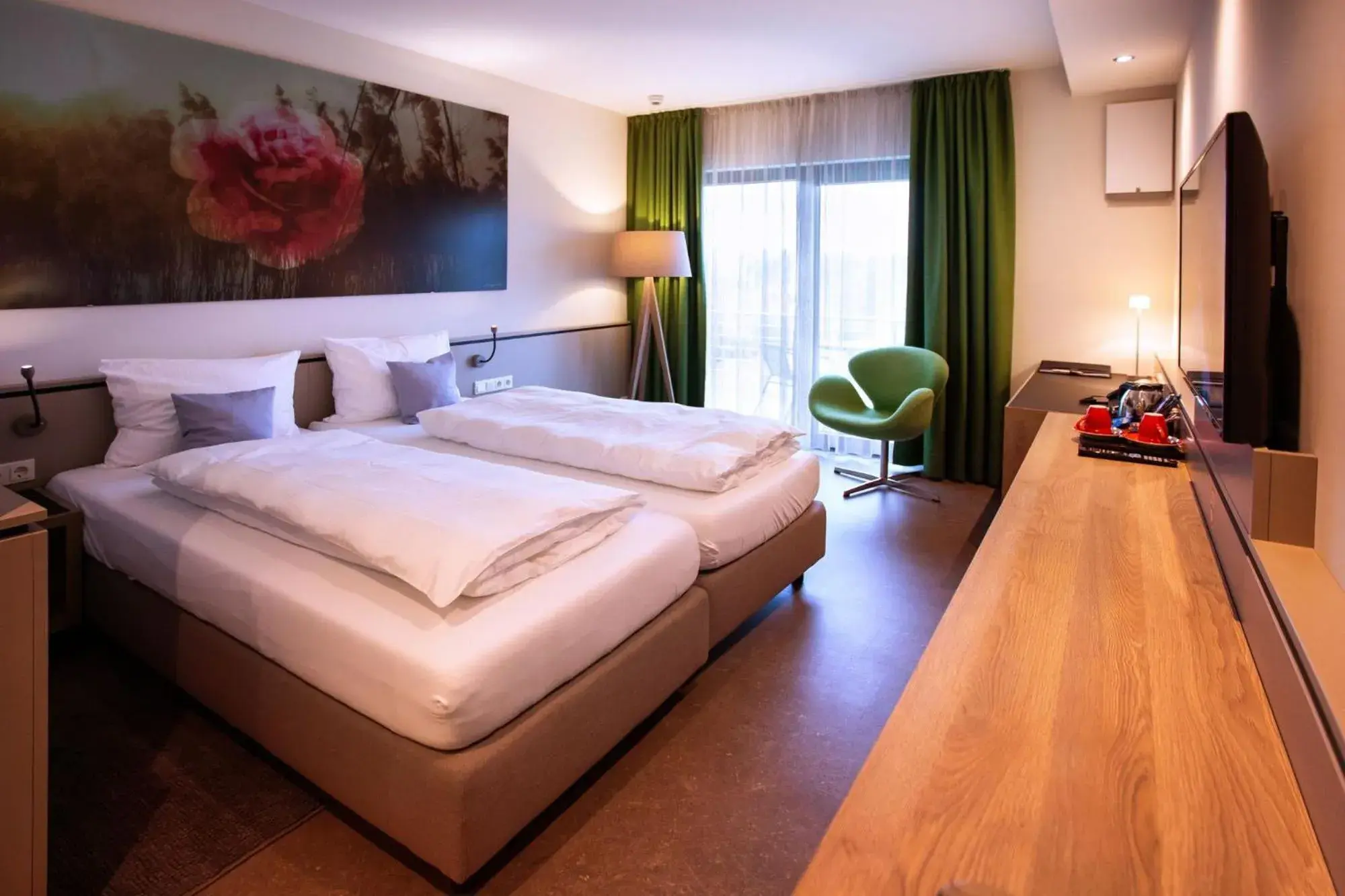 Comfort Zimmer GOLF Arrangement mit 18 Loch Greenfee - single occupancy in Gut Heckenhof Hotel & Golfresort an der Sieg GmbH & Co. KG Comfort Zimmer GOLF Arrangement mit 18 Loch Greenfee - single occupancy in Gut Heckenhof Hotel & Golfresort an der Sieg GmbH & Co. KG