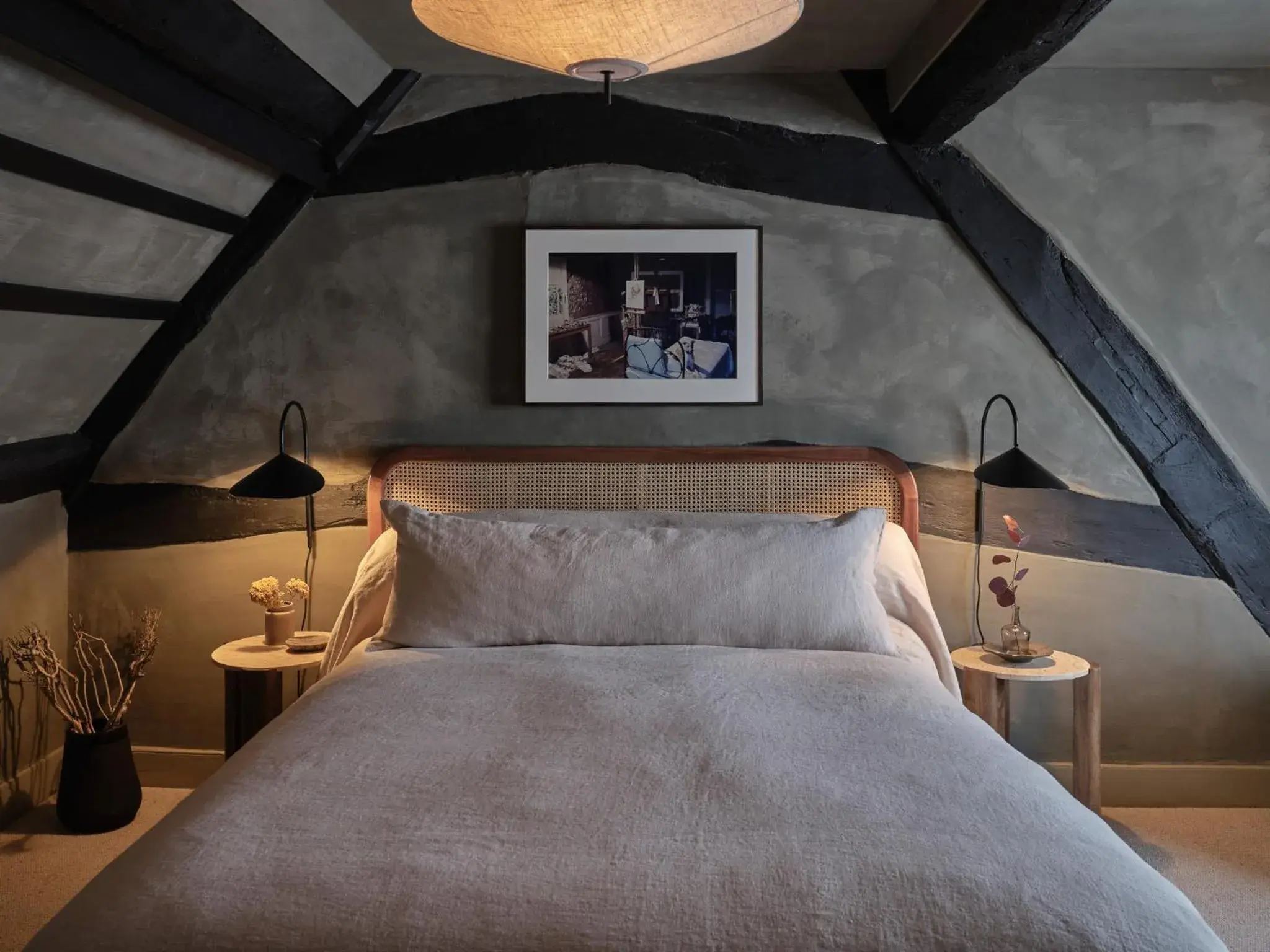 Girl in Highway Girl in Highway