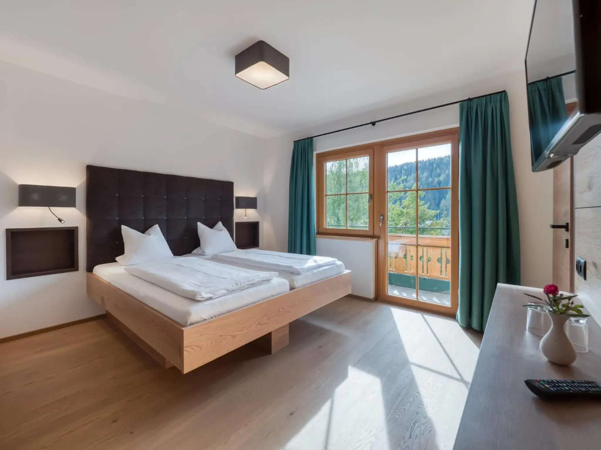 Double Room with Garden View in Hotel Matschner Double Room with Garden View in Hotel Matschner