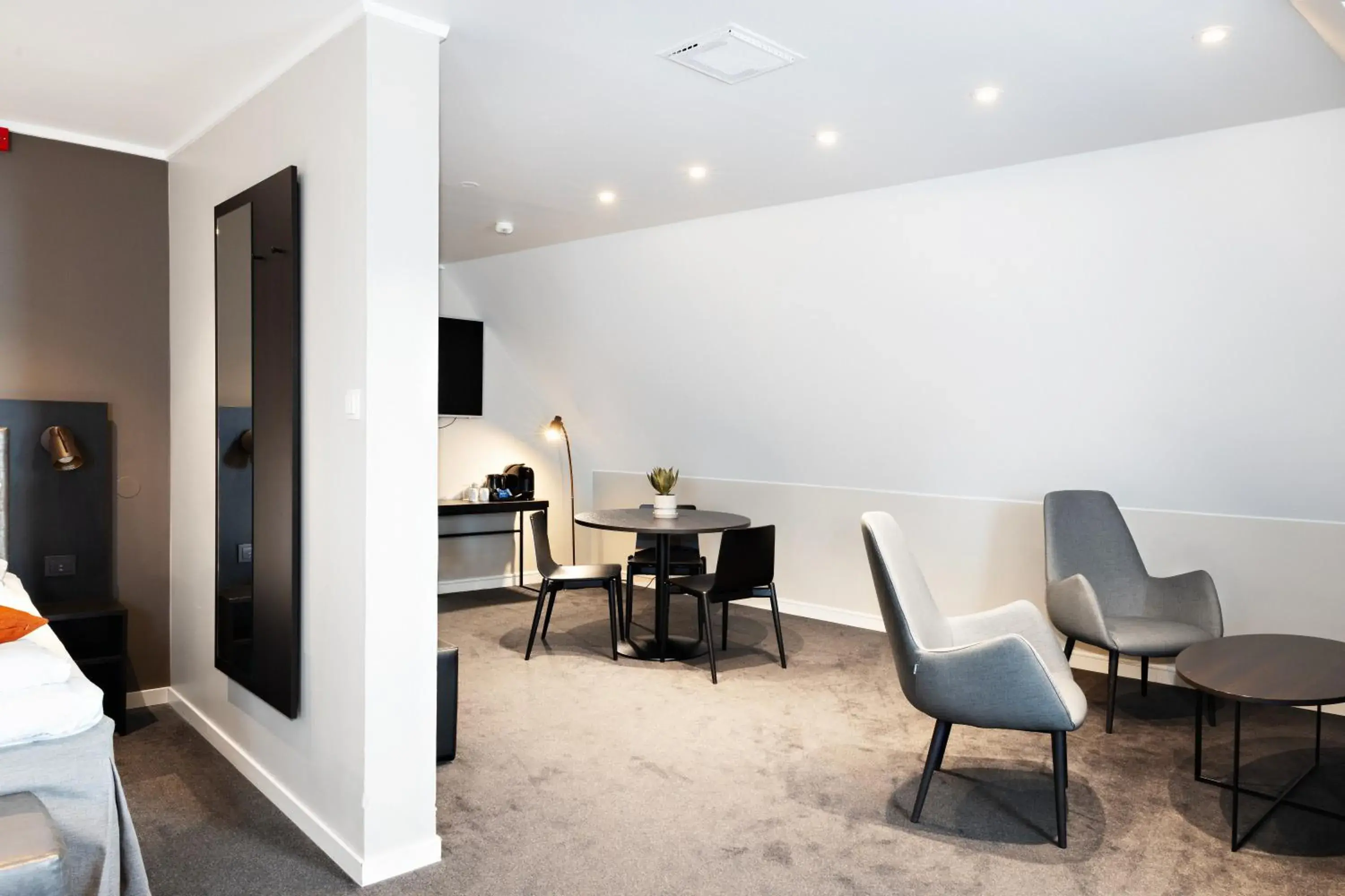 Deluxe Double Room in Quality Hotel Augustin Deluxe Double Room in Quality Hotel Augustin