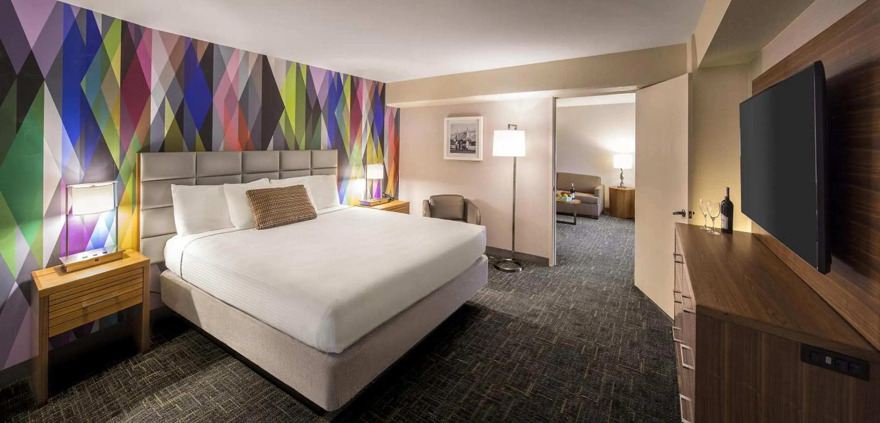 Mini Suite Low Floor 1 King Non-Smoking in Circus Circus Reno Hotel Casino at THE ROW Mini Suite Low Floor 1 King Non-Smoking in Circus Circus Reno Hotel Casino at THE ROW