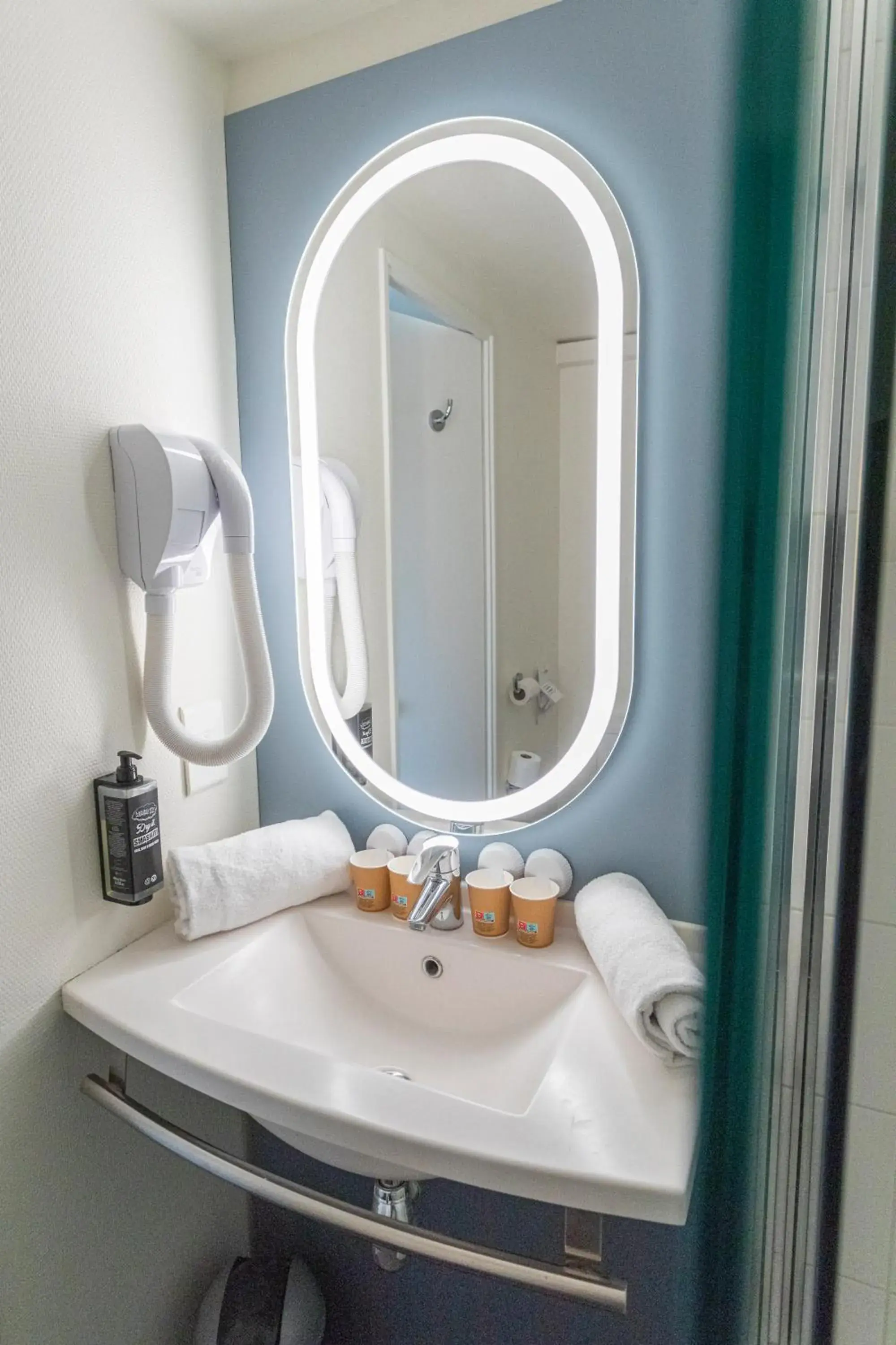 Standard Double Room with Sea View in ibis Granville Port De Plaisance Standard Double Room with Sea View in ibis Granville Port De Plaisance