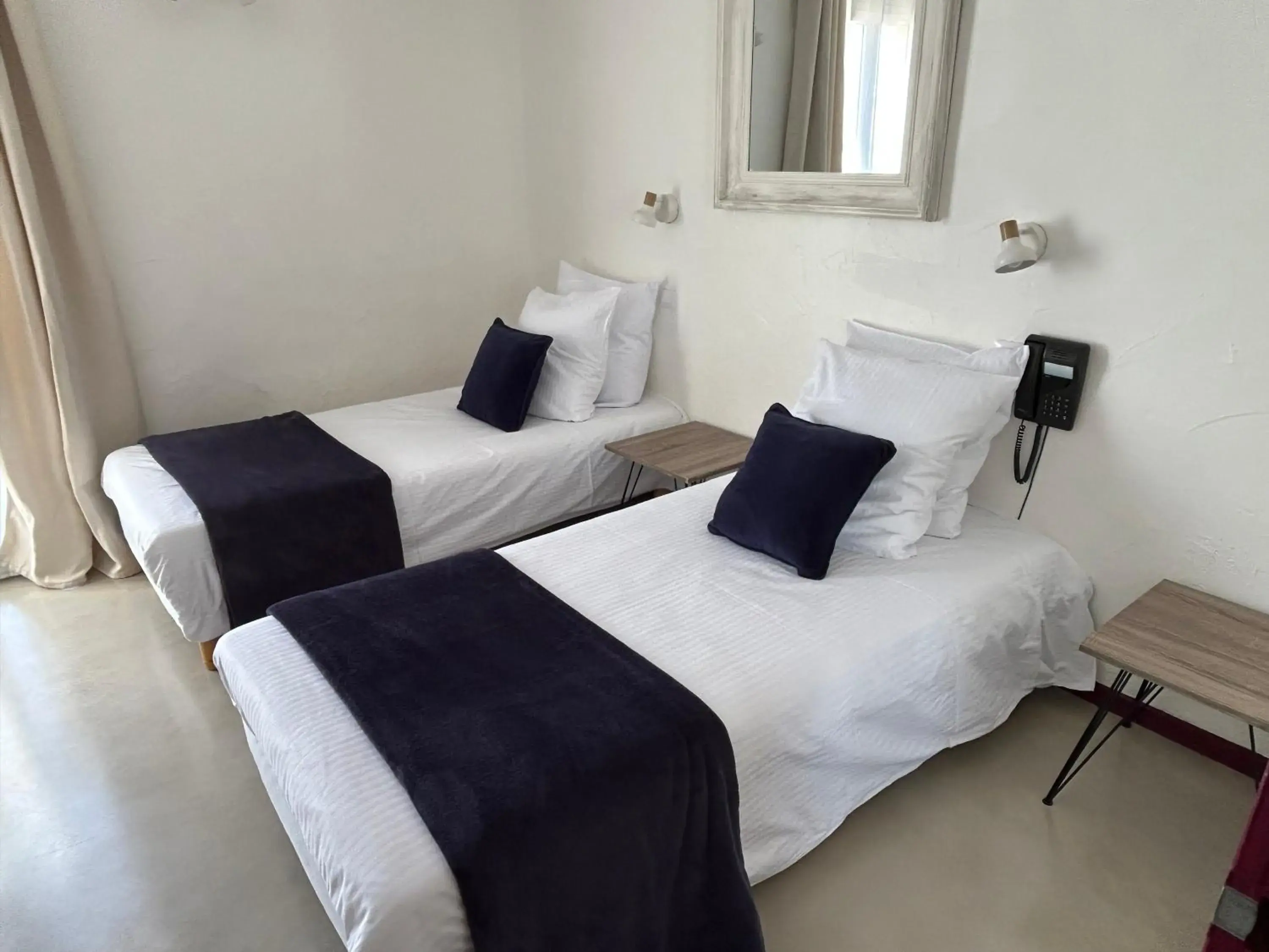 Standard Twin Room in Logis Hotel De La Clape Standard Twin Room in Logis Hotel De La Clape