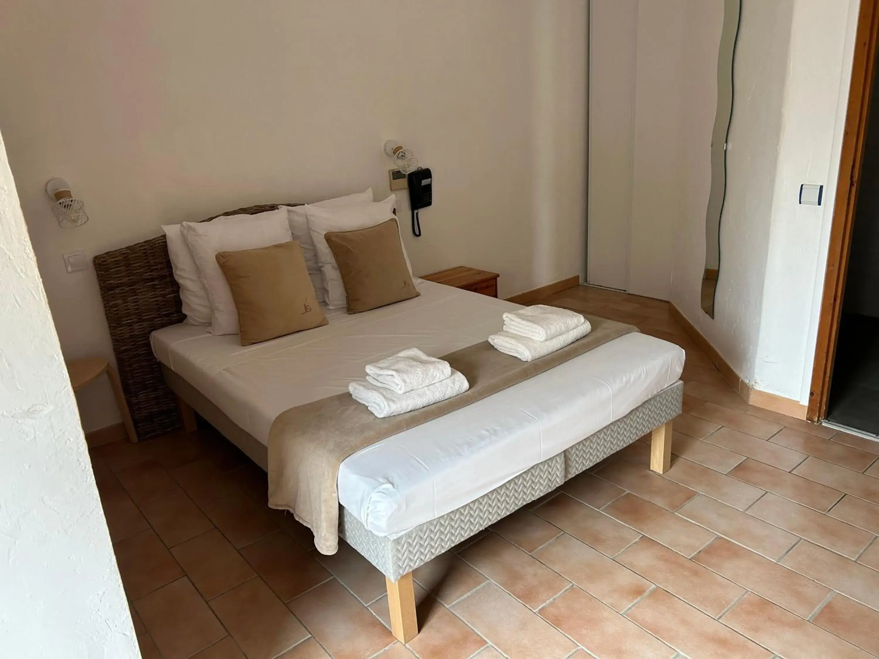 Double Room - Disability Access in Logis Hotel De La Clape Double Room - Disability Access in Logis Hotel De La Clape