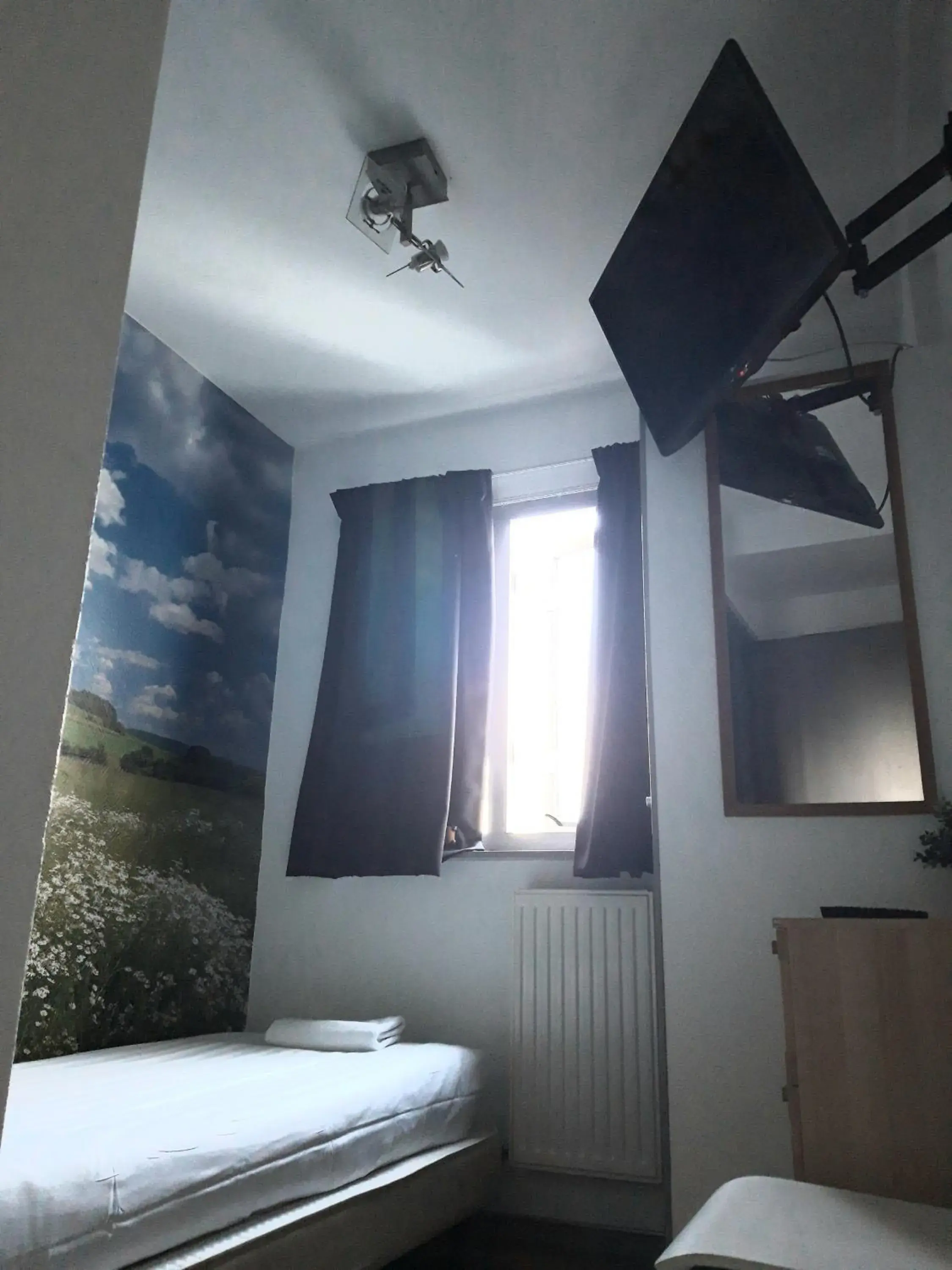 Single Room in Hotel Velsen Single Room in Hotel Velsen