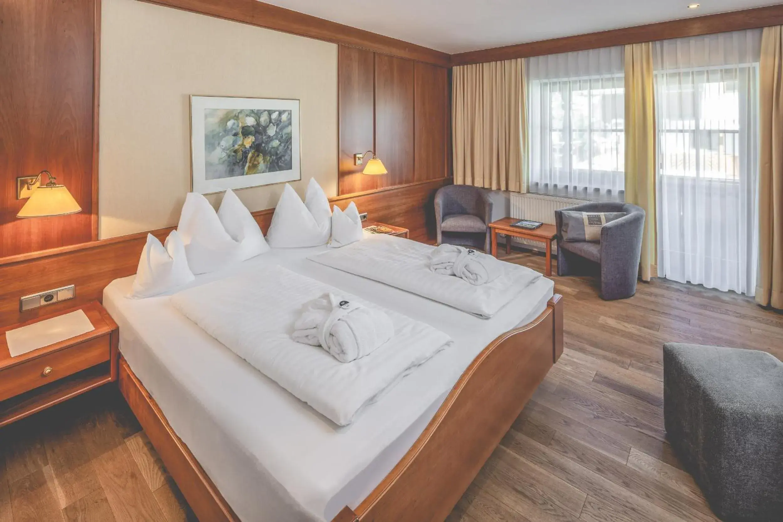 Superior Double Room in Gartenhotel Crystal - 4 Sterne Superior Superior Double Room in Gartenhotel Crystal - 4 Sterne Superior