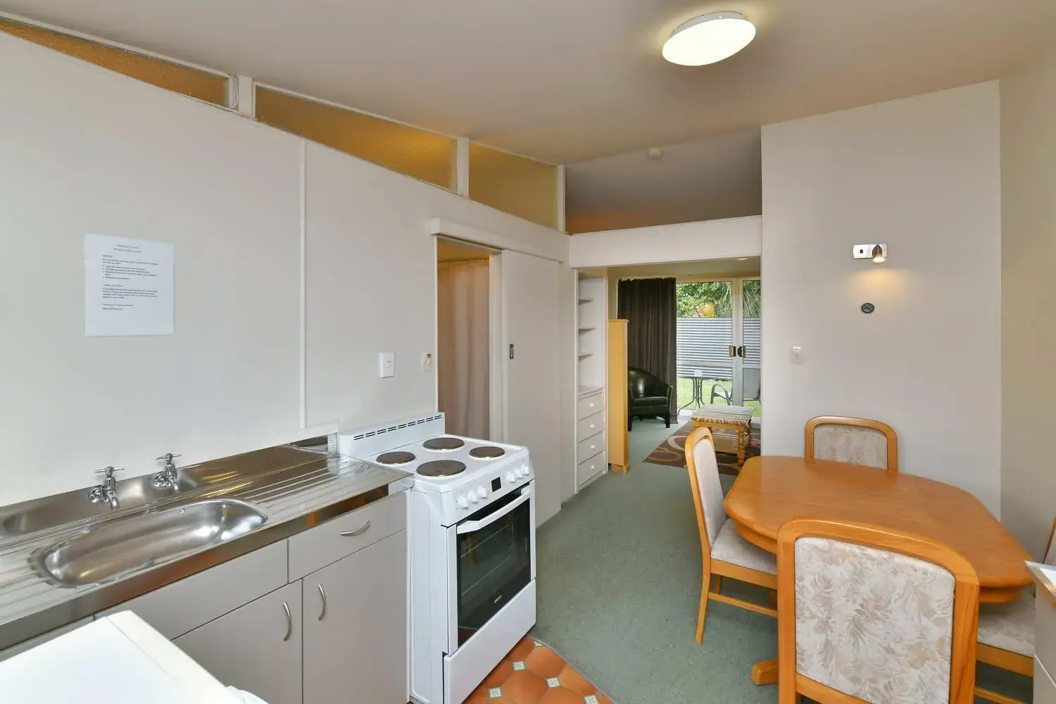 Superior Studio in Wayside Motel Superior Studio in Wayside Motel