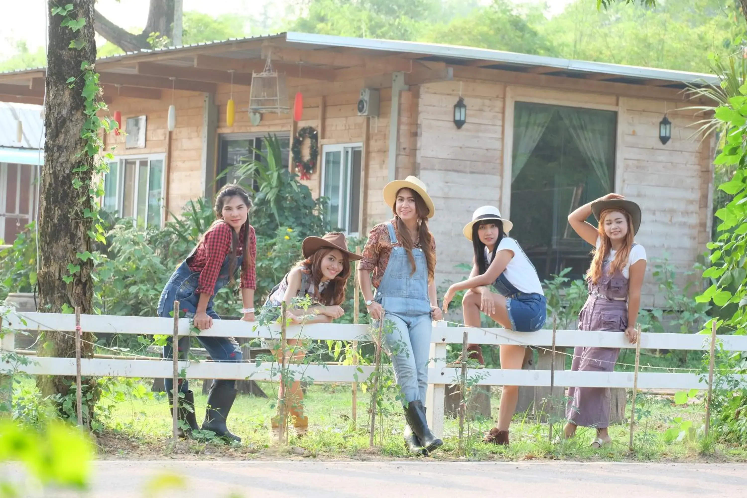 Mixed Dormitory Room in Saengcha Farm Resort Mixed Dormitory Room in Saengcha Farm Resort