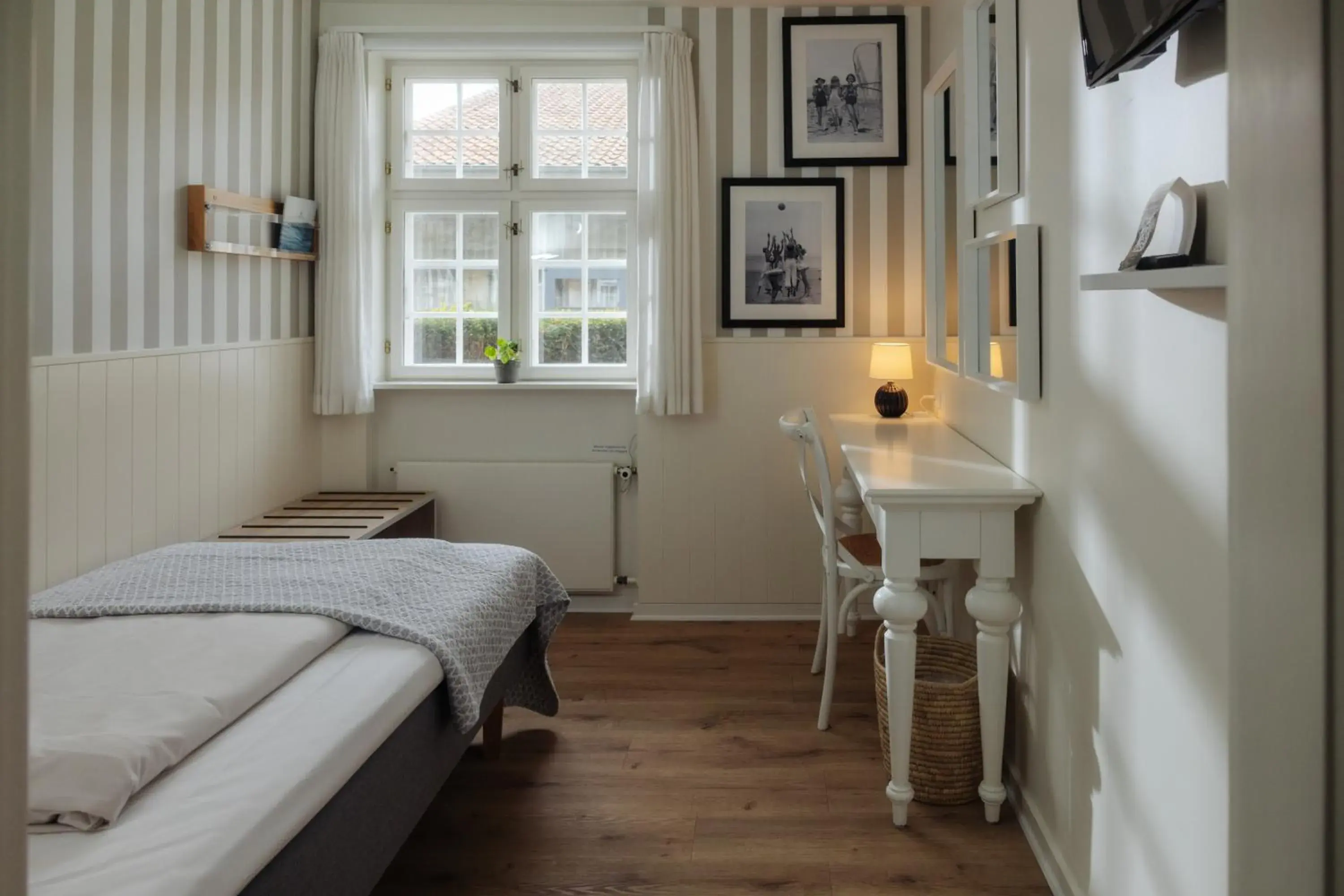 Small Single Room in Gl. Avernæs Sinatur Hotel & Konference Small Single Room in Gl. Avernæs Sinatur Hotel & Konference