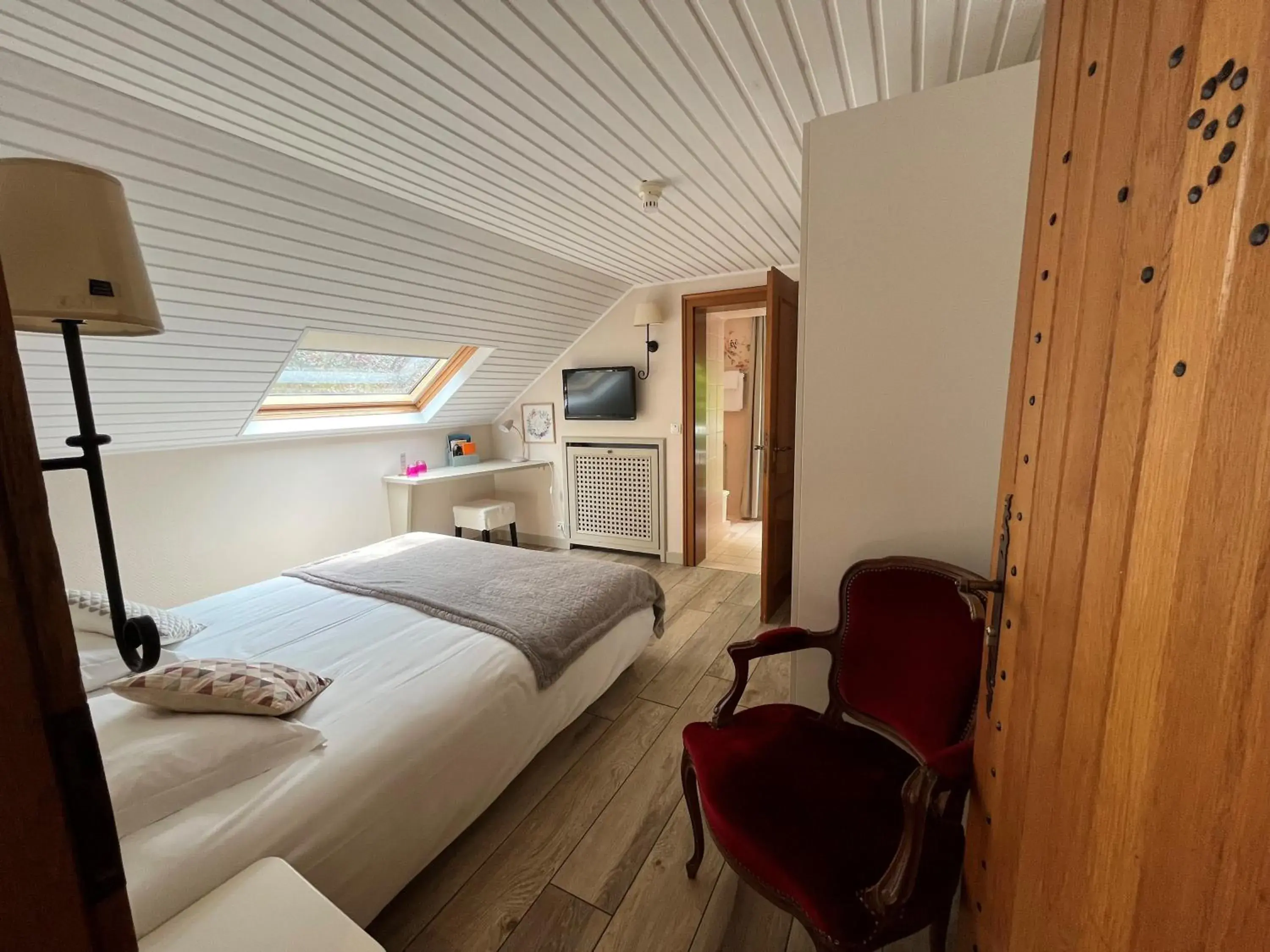 Classic Double Room - single occupancy in Auberge De La Gaichel Classic Double Room - single occupancy in Auberge De La Gaichel