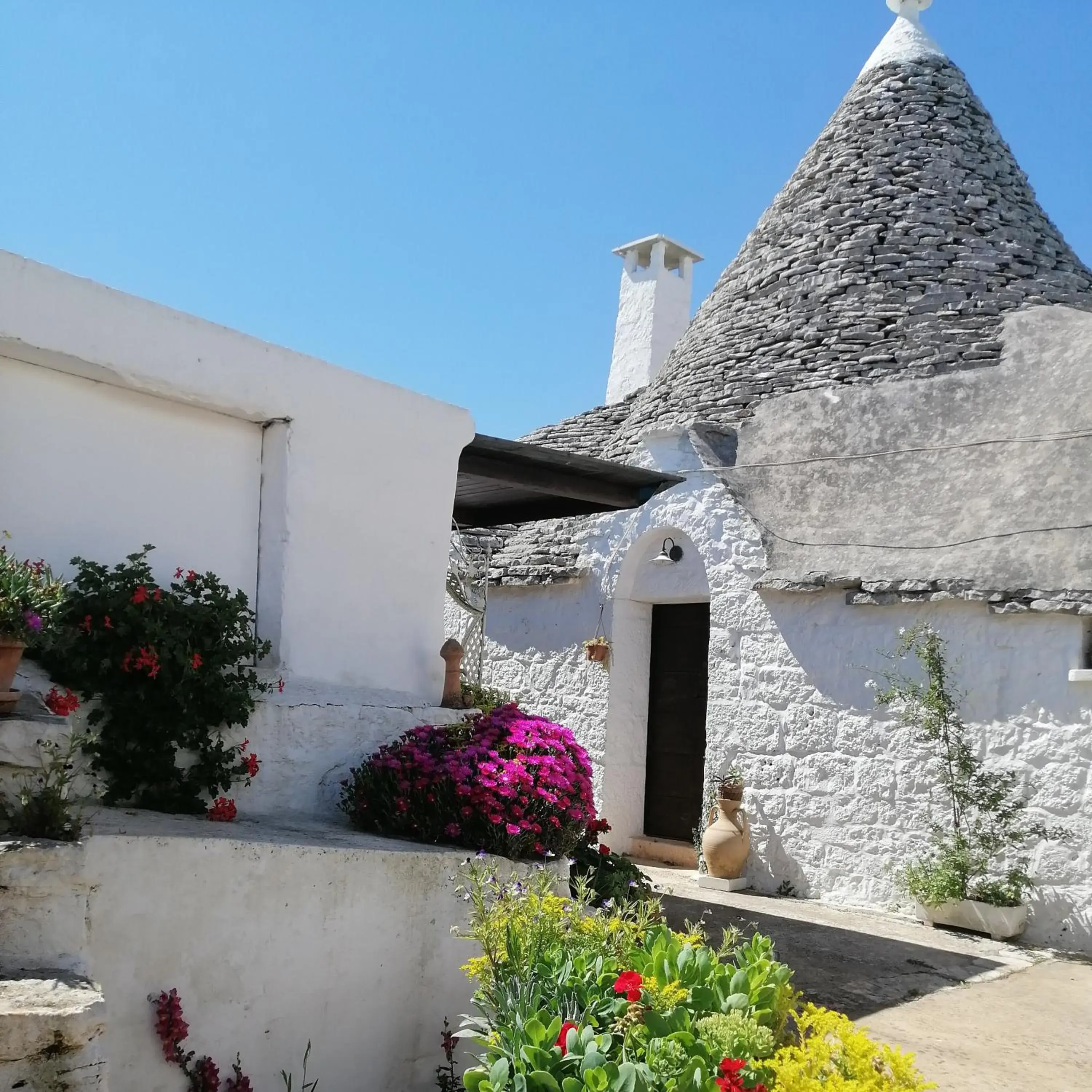 Trulli la casa di Rosa Trulli la casa di Rosa