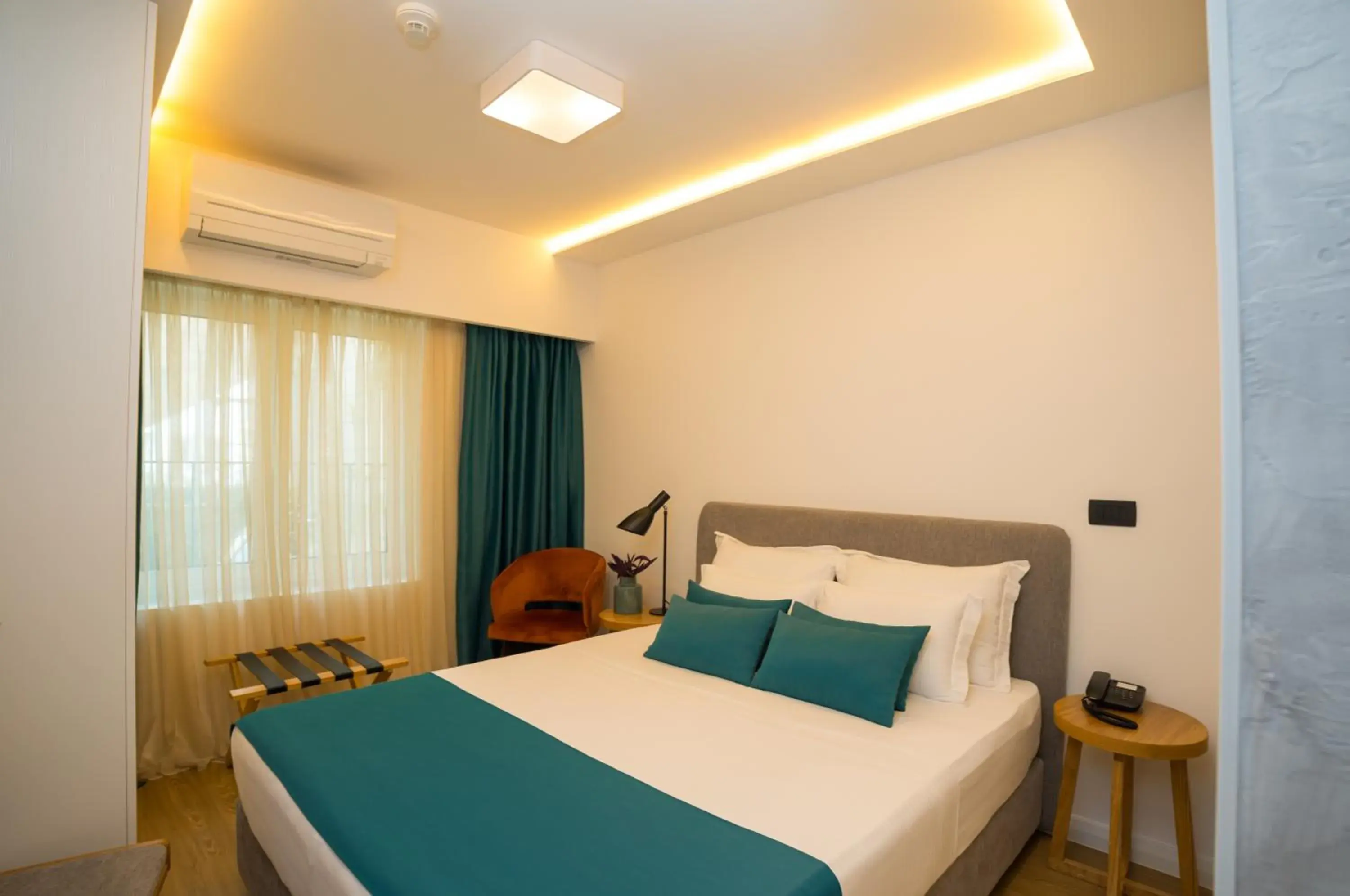 Standard Double or Twin Room - single occupancy in Hotel Admiral Standard Double or Twin Room - single occupancy in Hotel Admiral