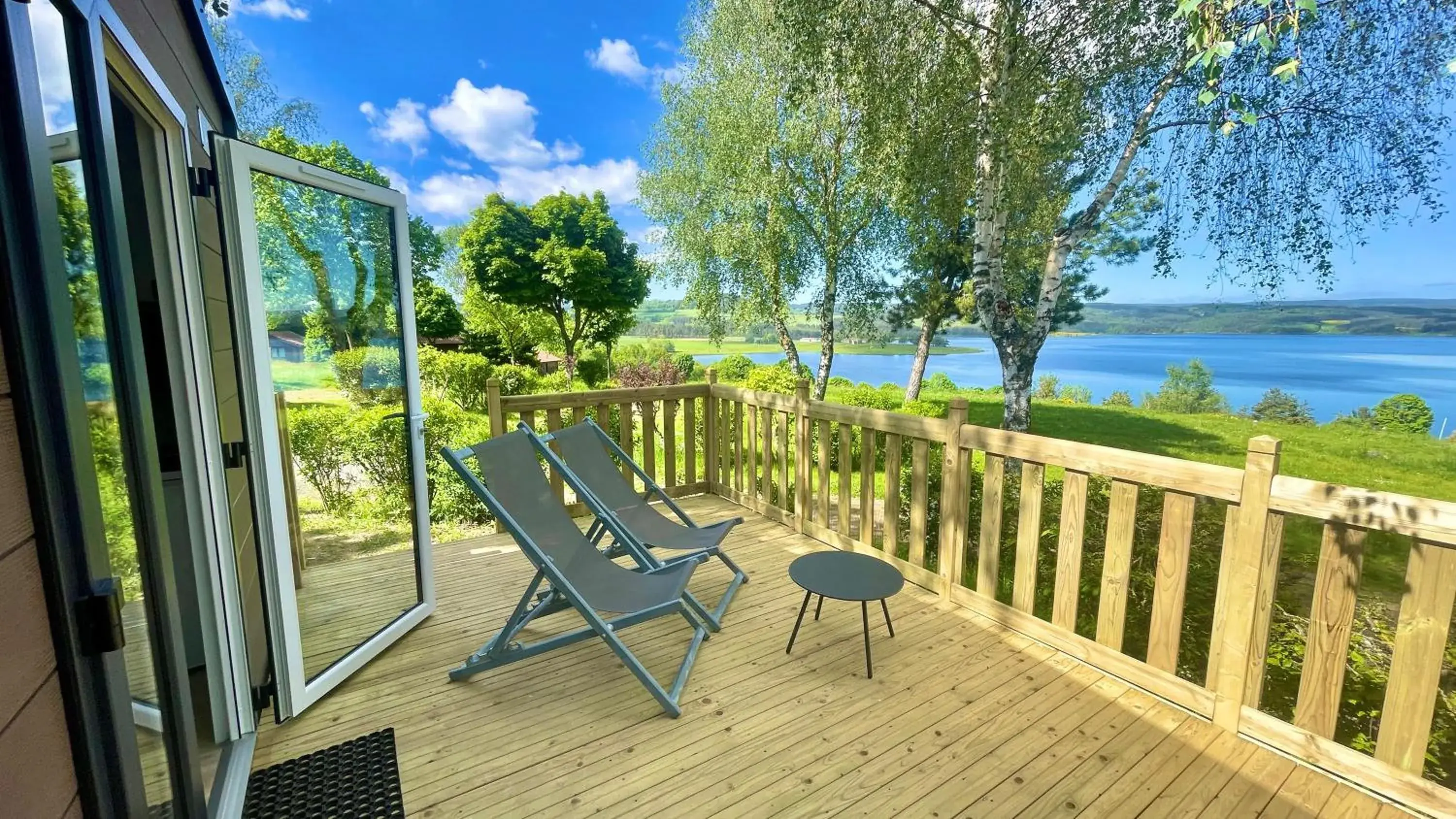 Deluxe Bungalow with Sea View in Les Terrasses Du Lac Deluxe Bungalow with Sea View in Les Terrasses Du Lac