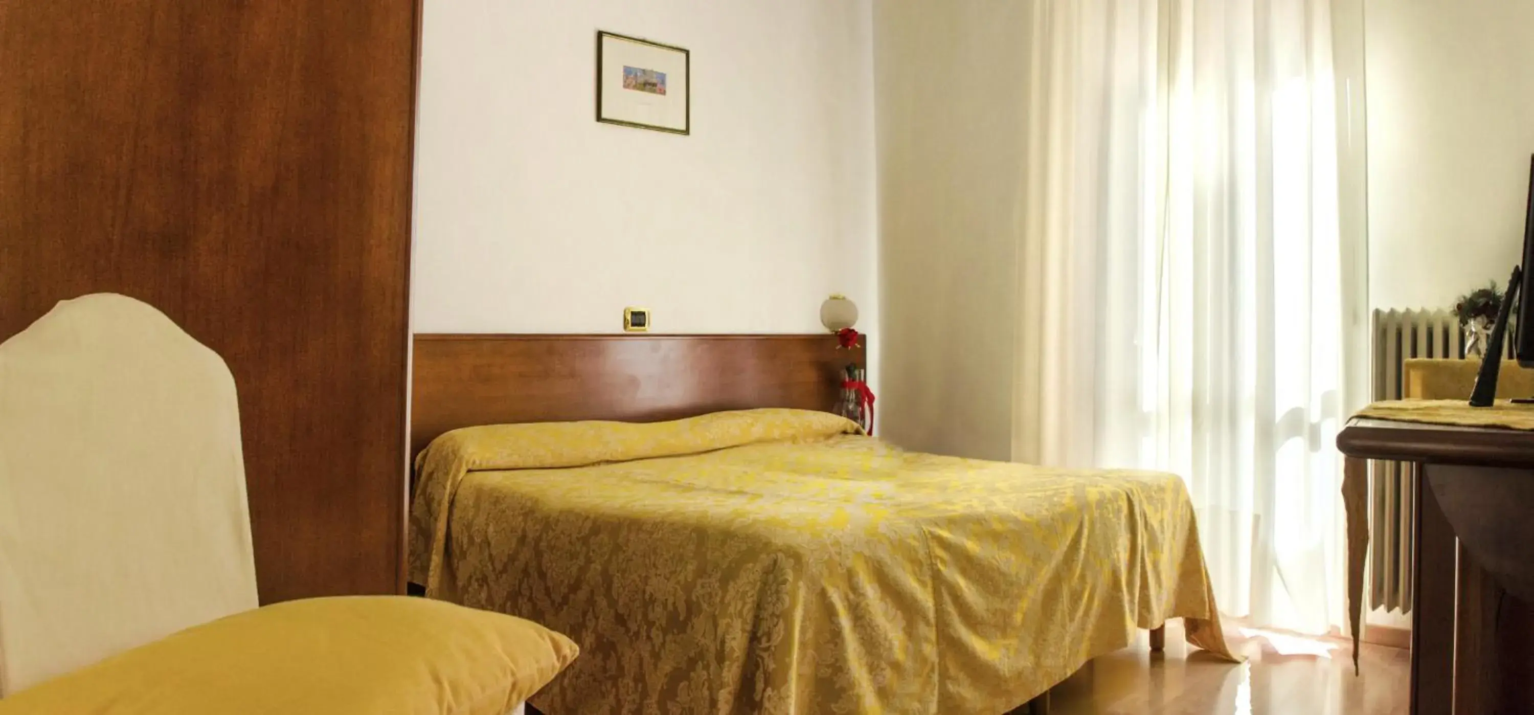Double Room with Balcony - single occupancy in Domus Hotel Double Room with Balcony - single occupancy in Domus Hotel