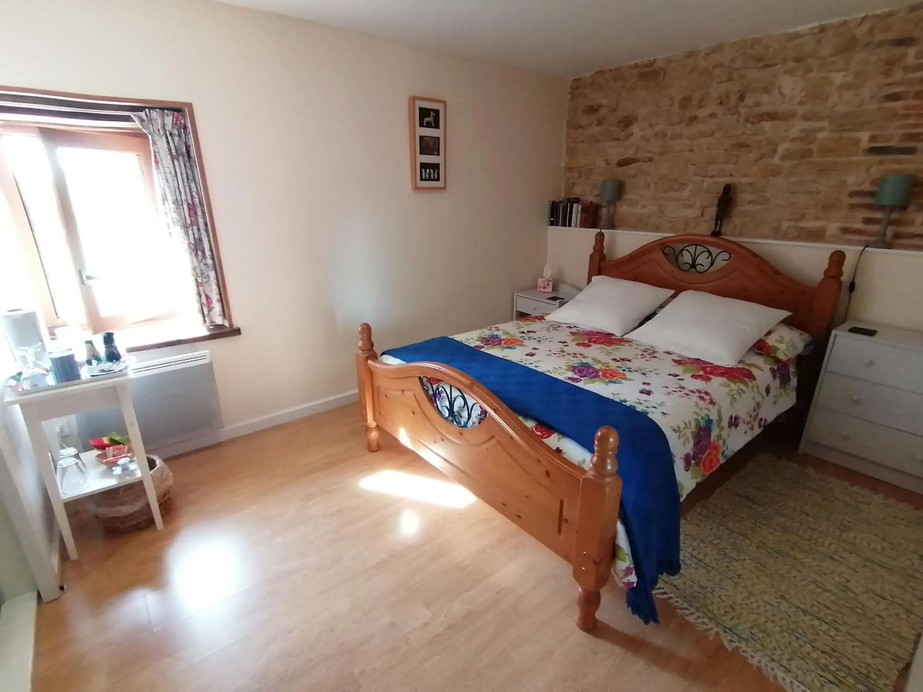 Small Double Room - single occupancy in La Vieille Gorce - Chambres d'Hôtes in the Vienne Small Double Room - single occupancy in La Vieille Gorce - Chambres d'Hôtes in the Vienne