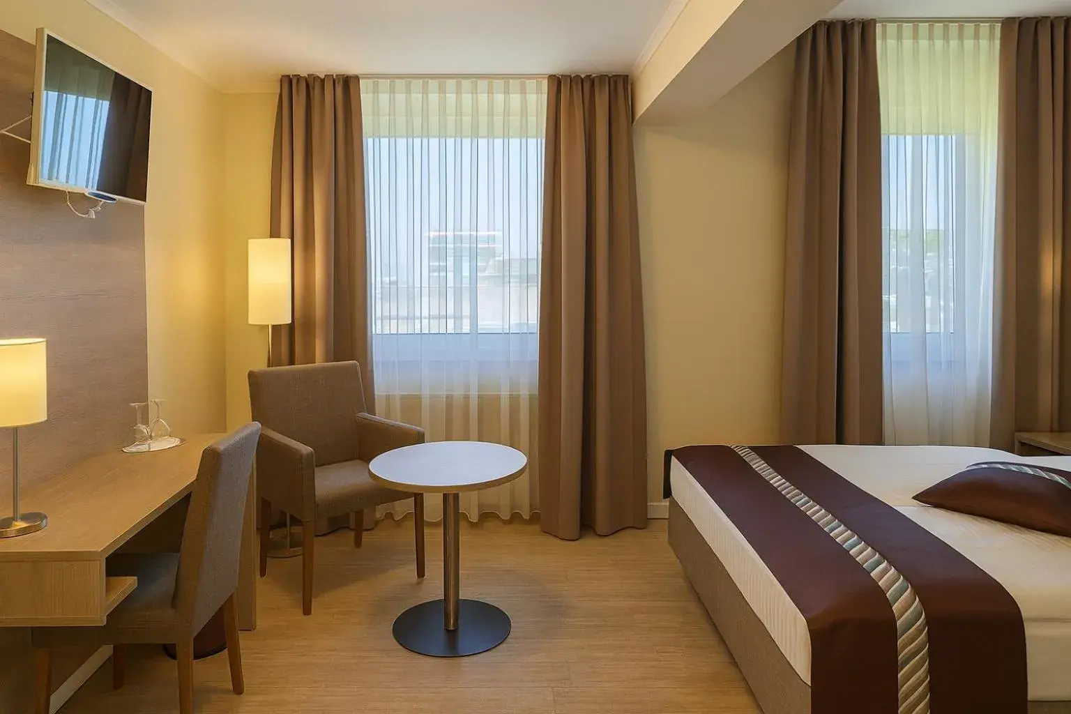 Double Room in Mainzer Hof Double Room in Mainzer Hof