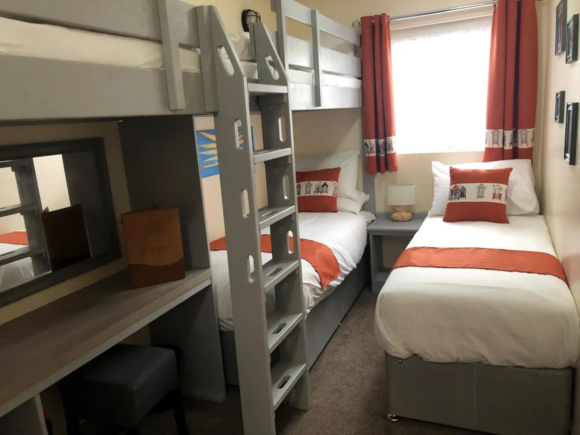 Promenade Double Room in Explorers Retreat Matlock Bath Promenade Double Room in Explorers Retreat Matlock Bath