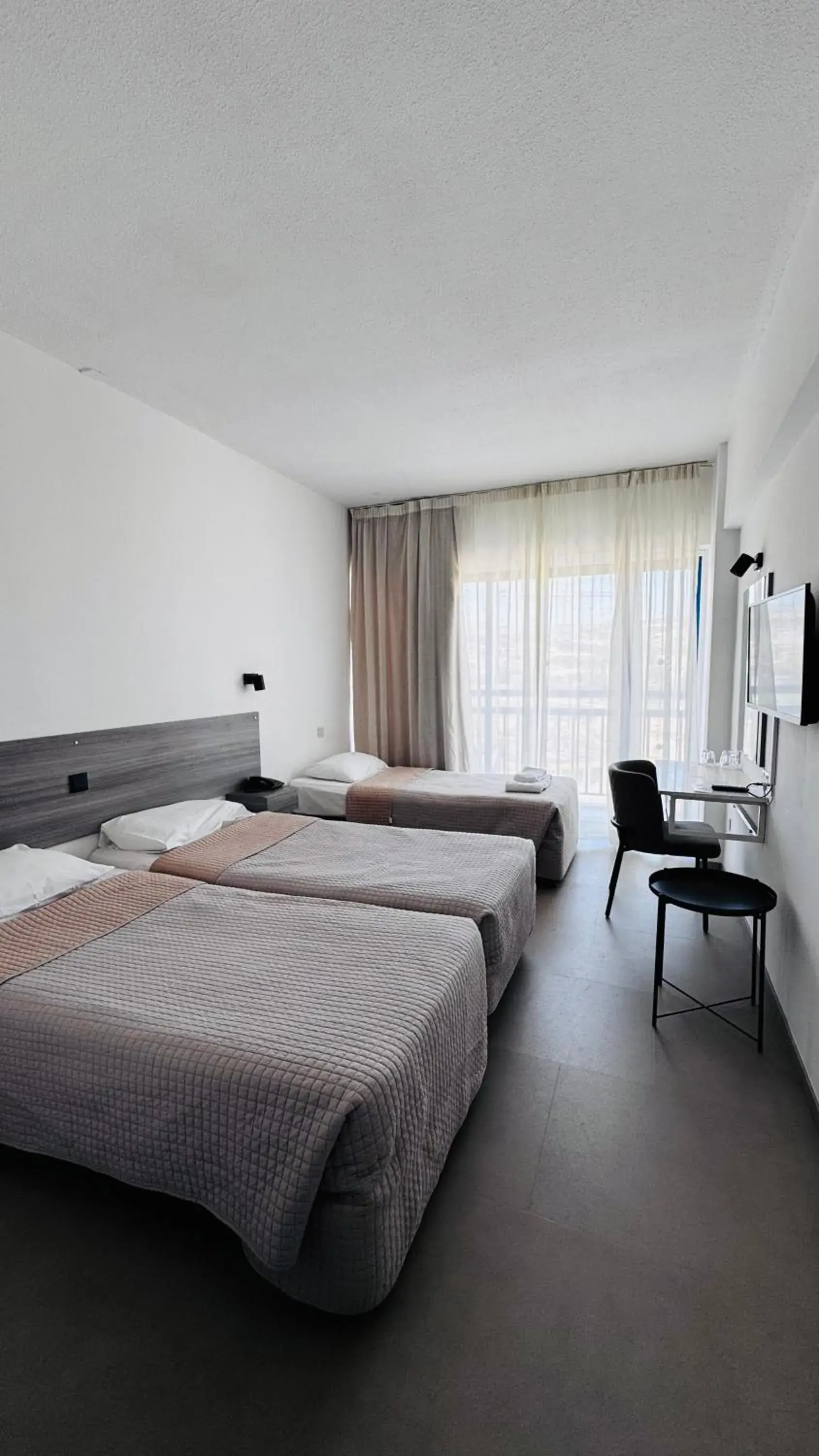 Triple Room in Navarria Blue Hotel Triple Room in Navarria Blue Hotel