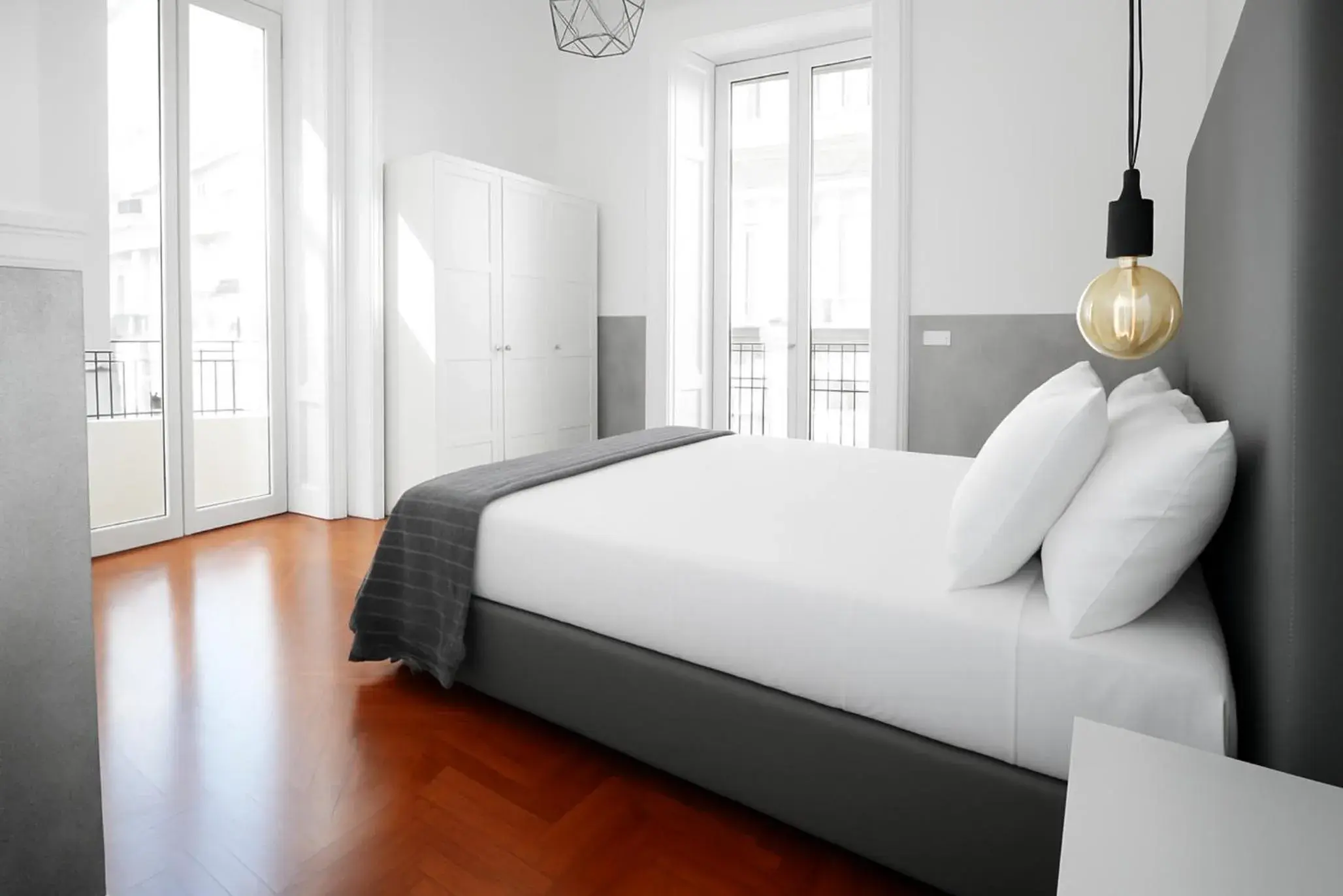 Deluxe Double Room in Toledostop Deluxe Double Room in Toledostop