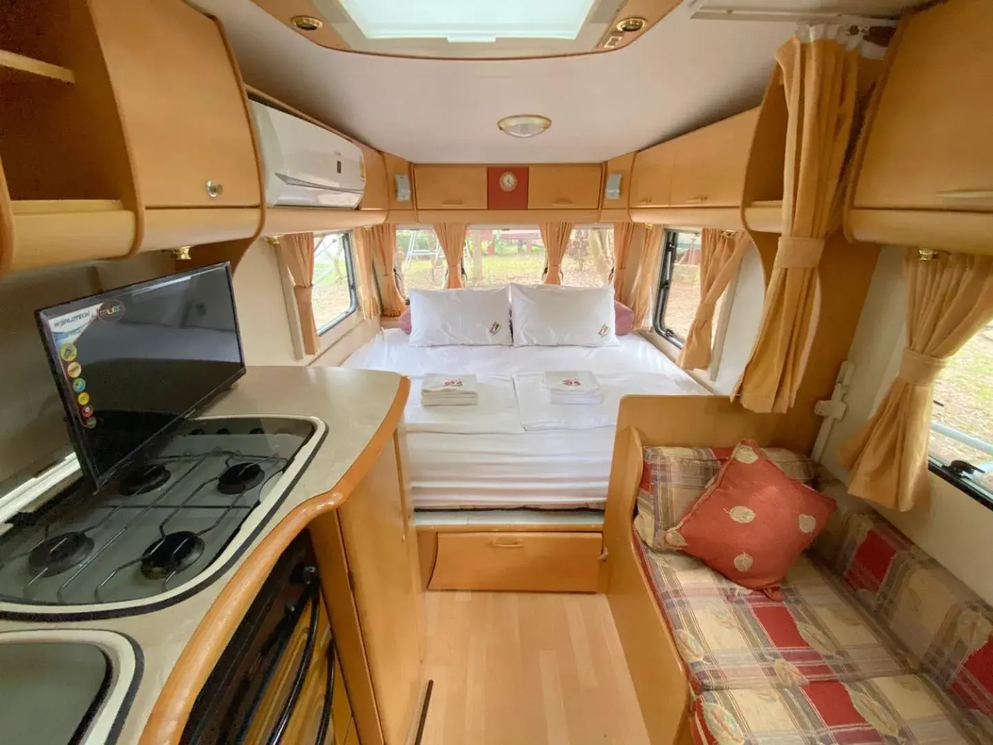 Deluxe Double Room in Nung Ni Bang Khon Thi Resort Deluxe Double Room in Nung Ni Bang Khon Thi Resort