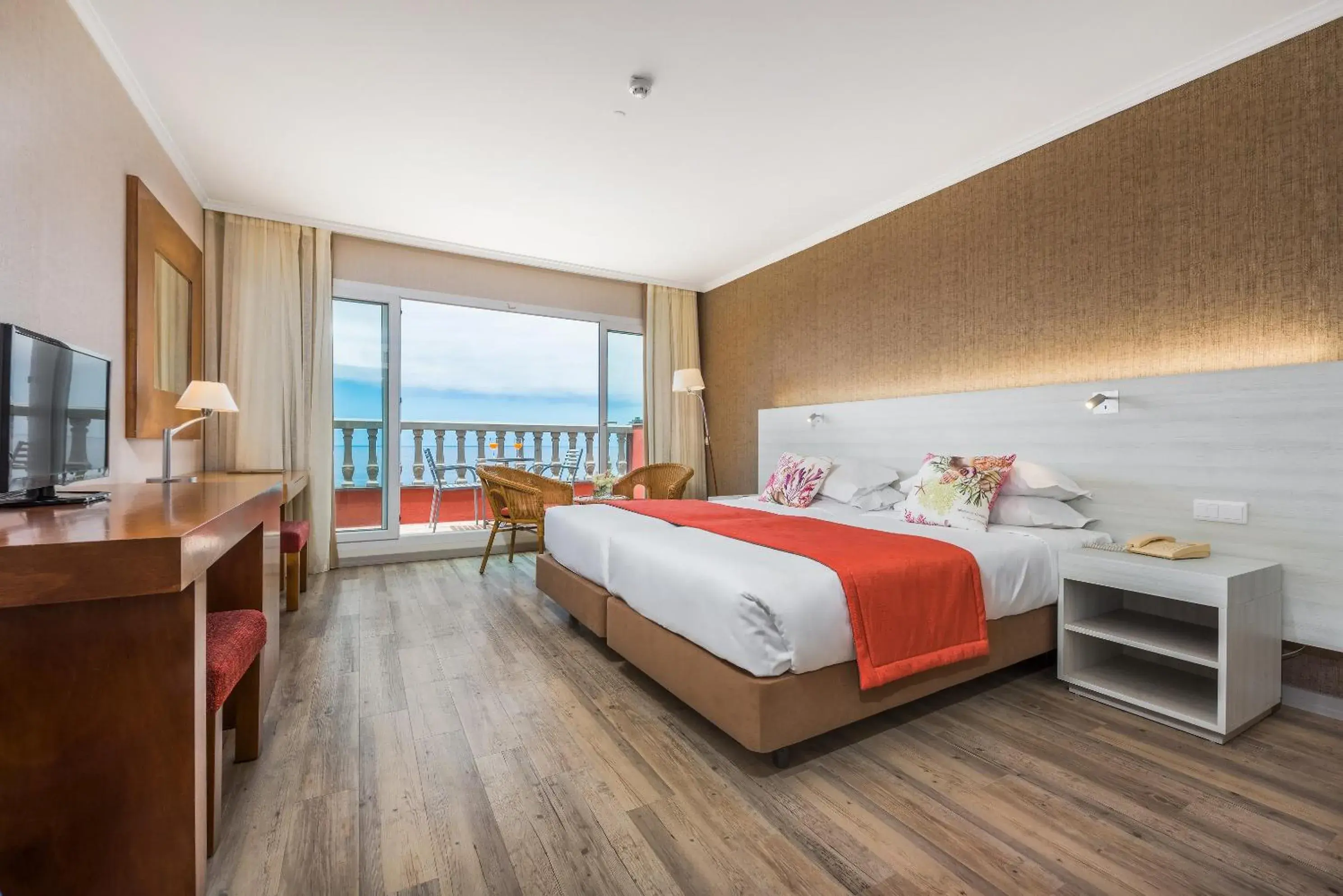 Twin Room with Sea View and Balcony - single occupancy in Enotel Sunset Bay Twin Room with Sea View and Balcony - single occupancy in Enotel Sunset Bay