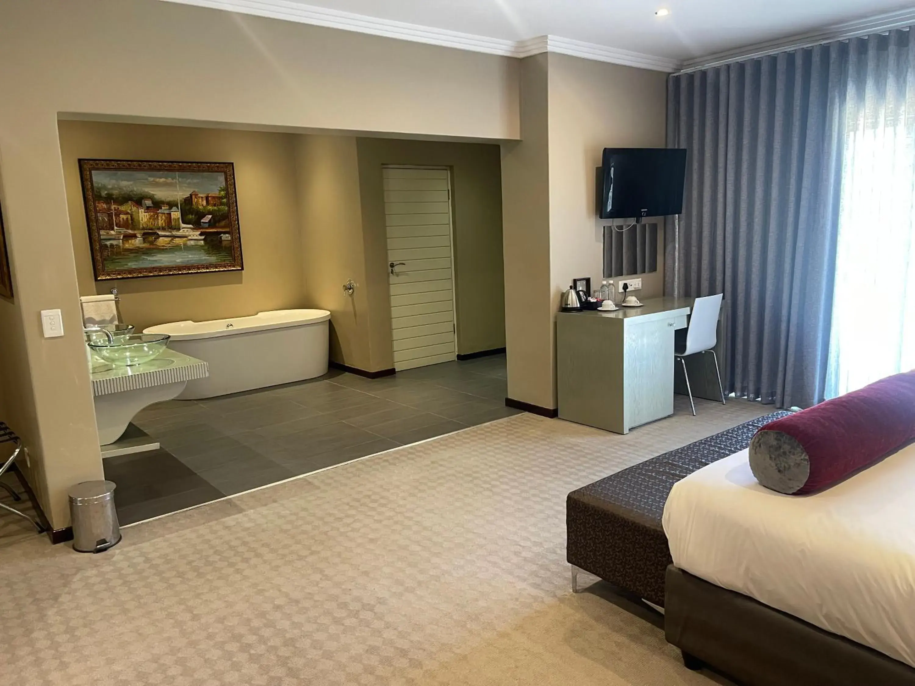 Double Room - Disability Access in St Andrews Hotel and Spa Double Room - Disability Access in St Andrews Hotel and Spa