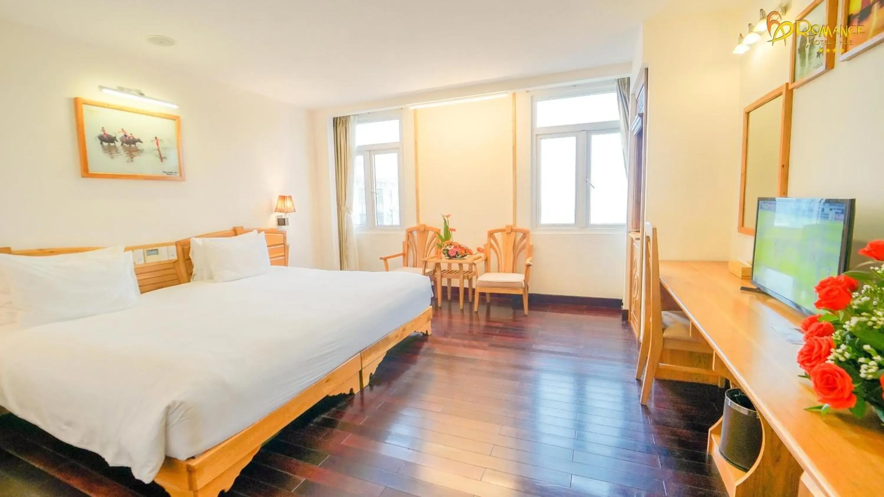 Deluxe Double or Twin Room with City View in Romance Hotel Deluxe Double or Twin Room with City View in Romance Hotel