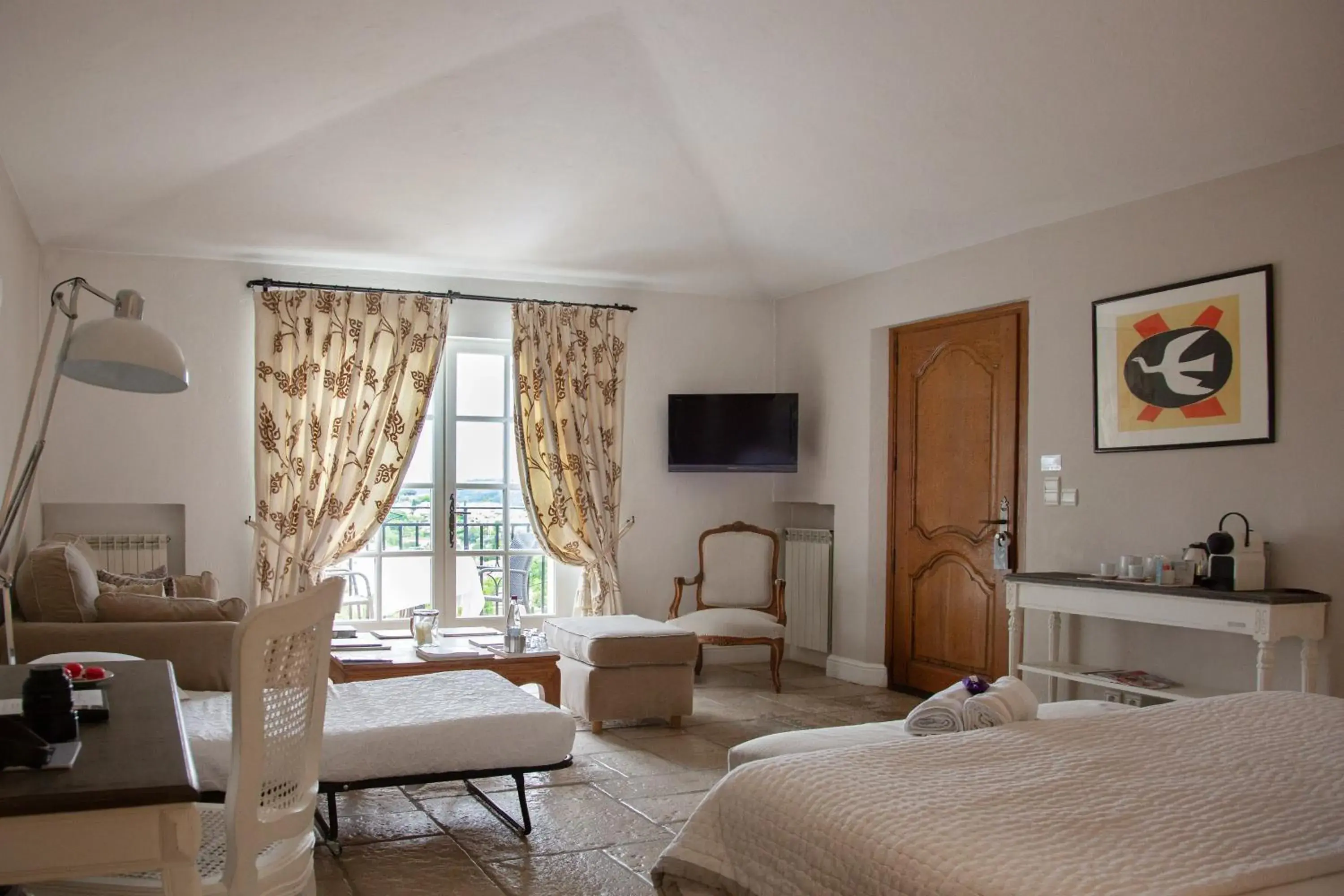 Deluxe Double Room in Hôtel & Restaurant Alain Llorca Deluxe Double Room in Hôtel & Restaurant Alain Llorca