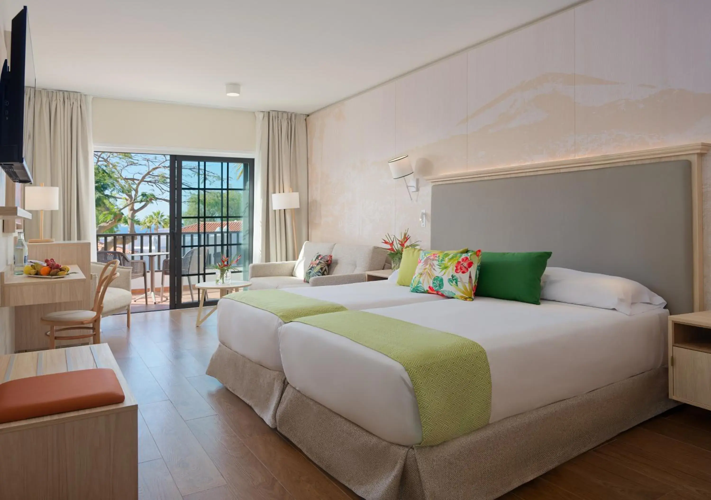 Double or Twin Room with Side Sea View in Hotel Jardín Tecina Double or Twin Room with Side Sea View in Hotel Jardín Tecina