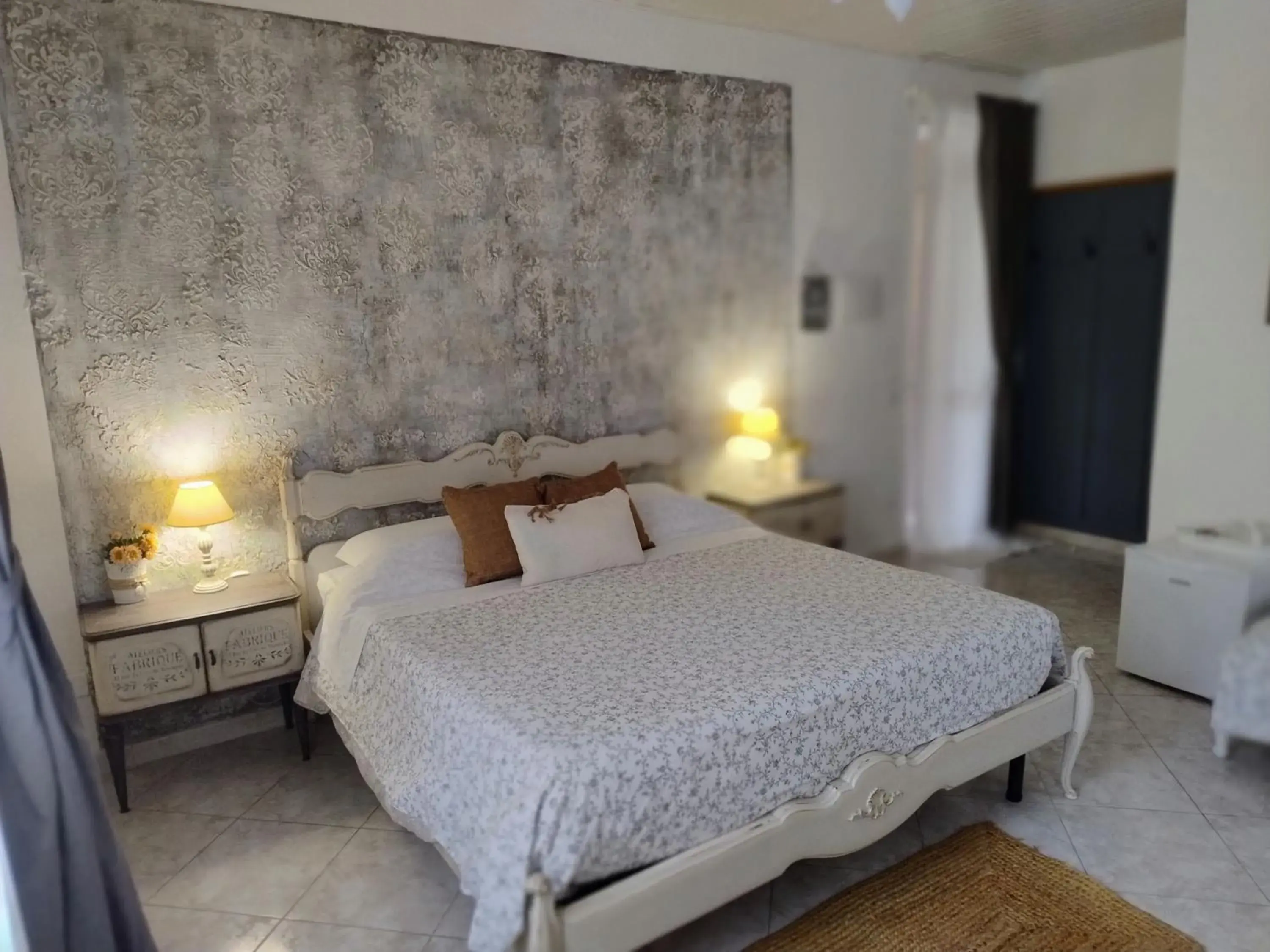 Triple Room in Grotta dei Puntali B&B Triple Room in Grotta dei Puntali B&B