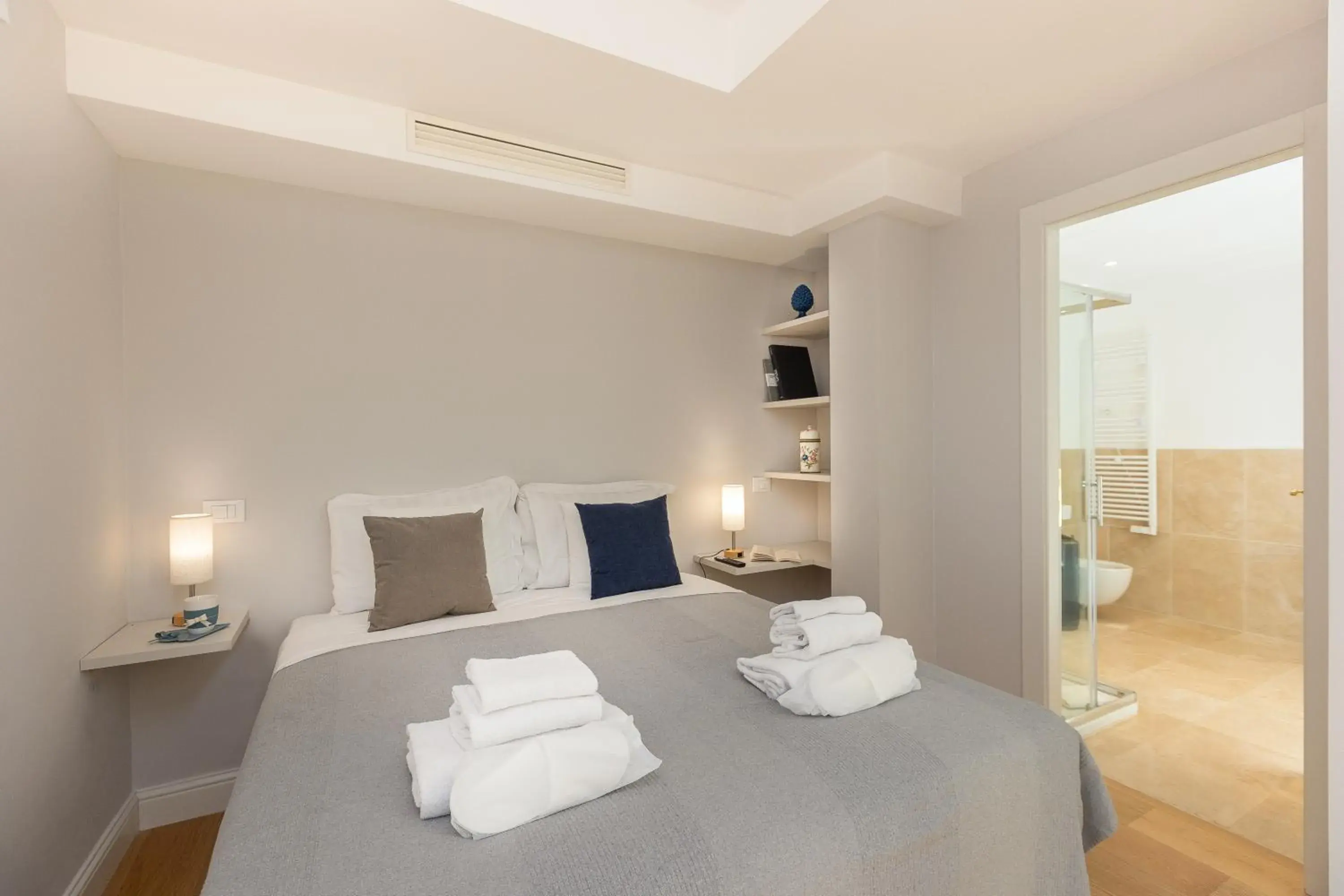 Vacation Home in Amazing Piazza Venezia Suites Vacation Home in Amazing Piazza Venezia Suites