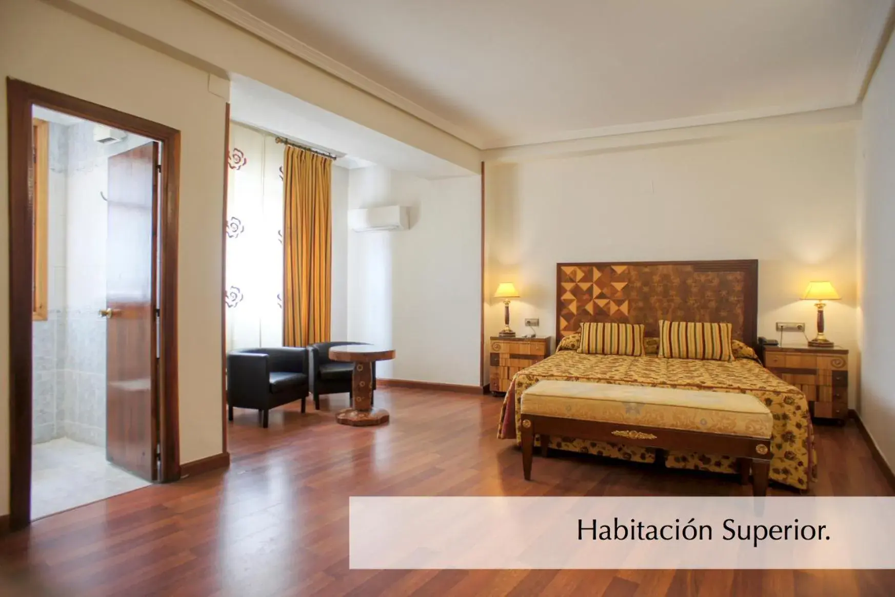 Superior Queen Room in Hotel Montermoso Superior Queen Room in Hotel Montermoso