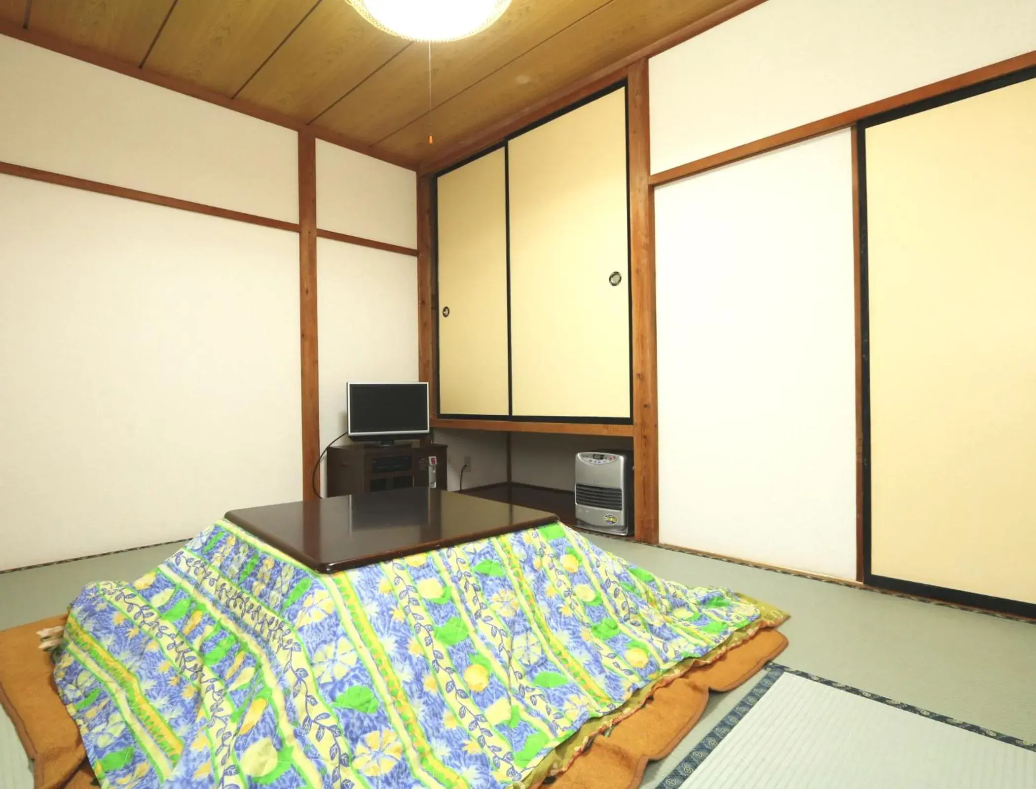 Standard Triple Room in Oze Shinkousou Standard Triple Room in Oze Shinkousou